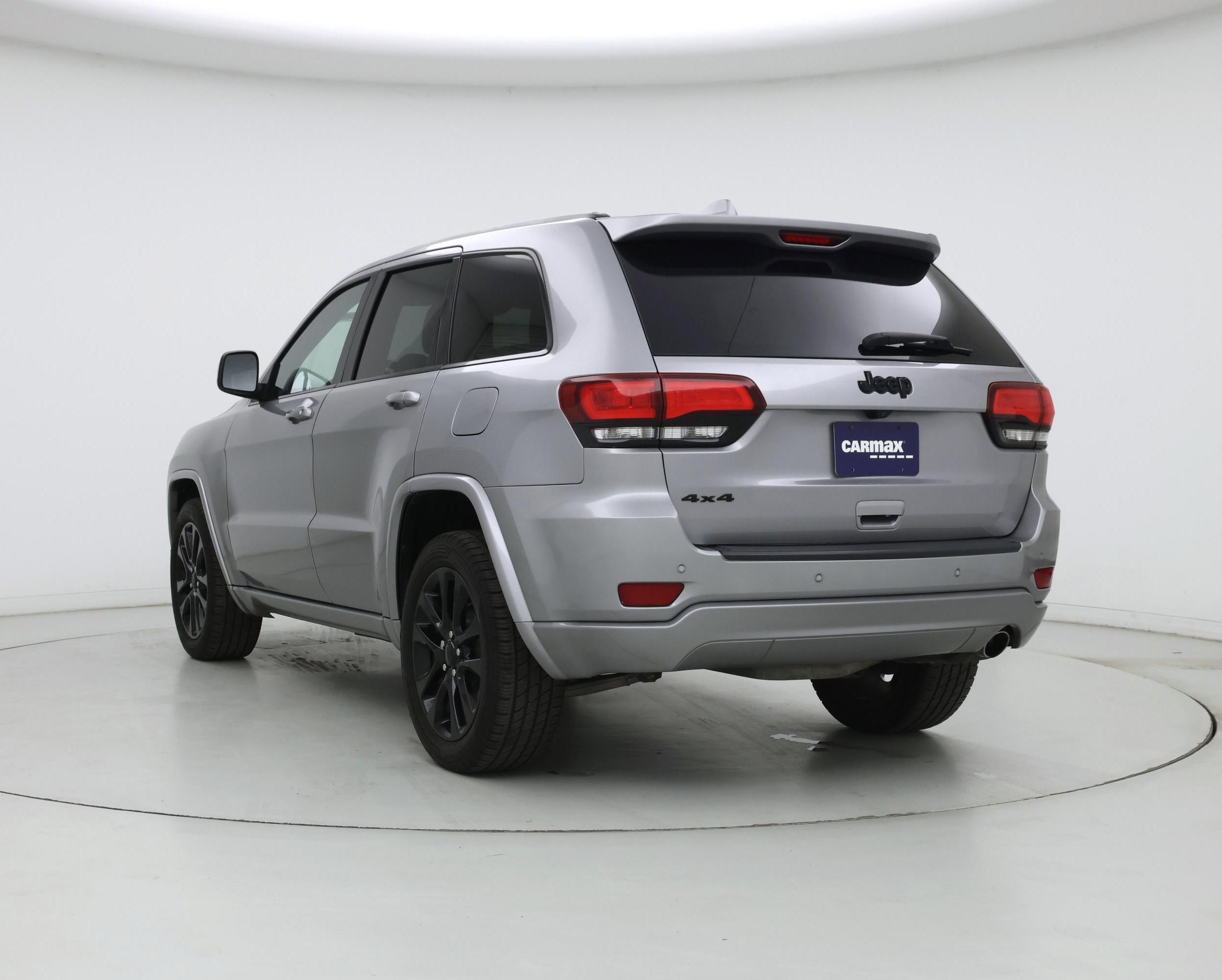 Thumbnail: 2019 Jeep Grand Cherokee - 2