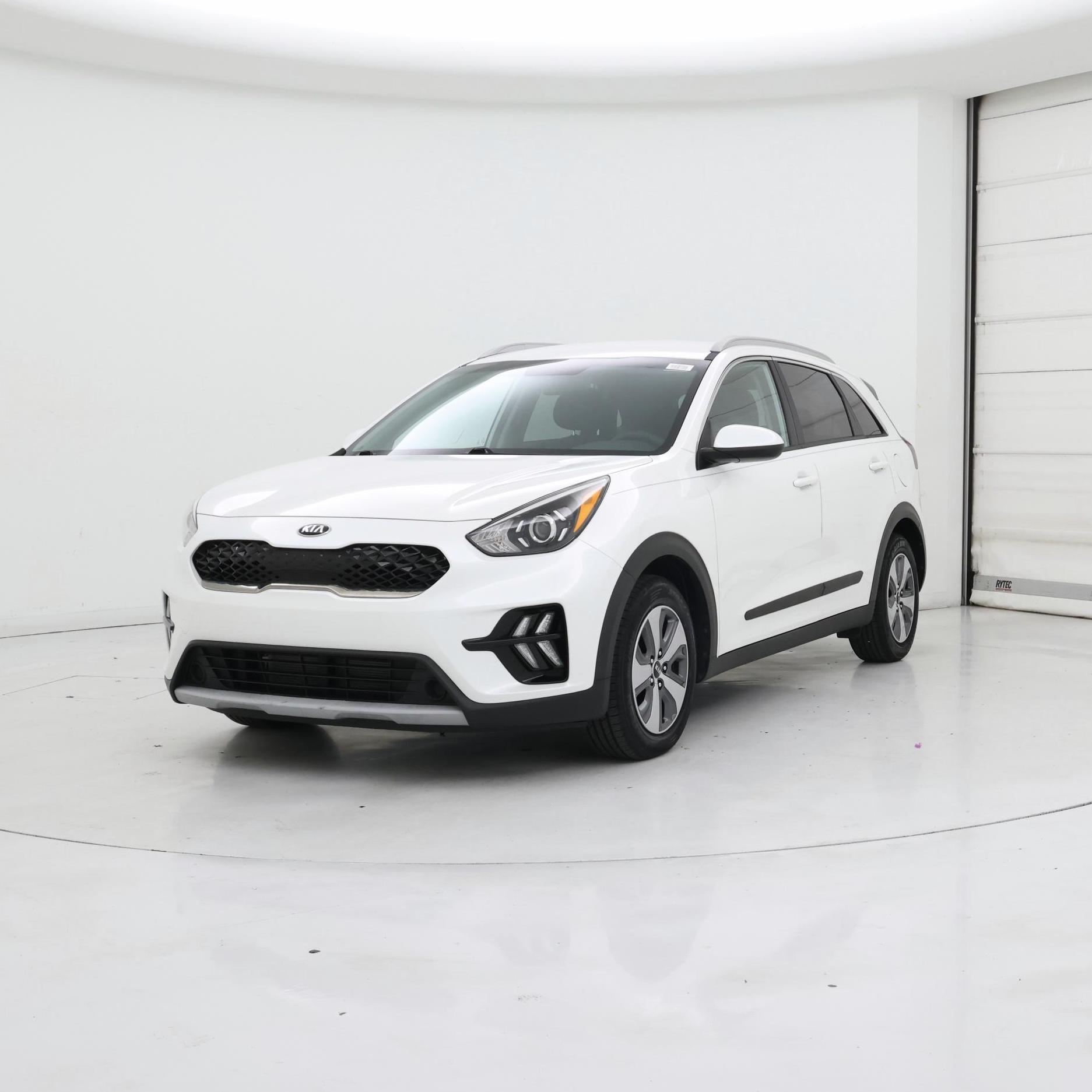 Thumbnail: 2020 Kia Niro - 4