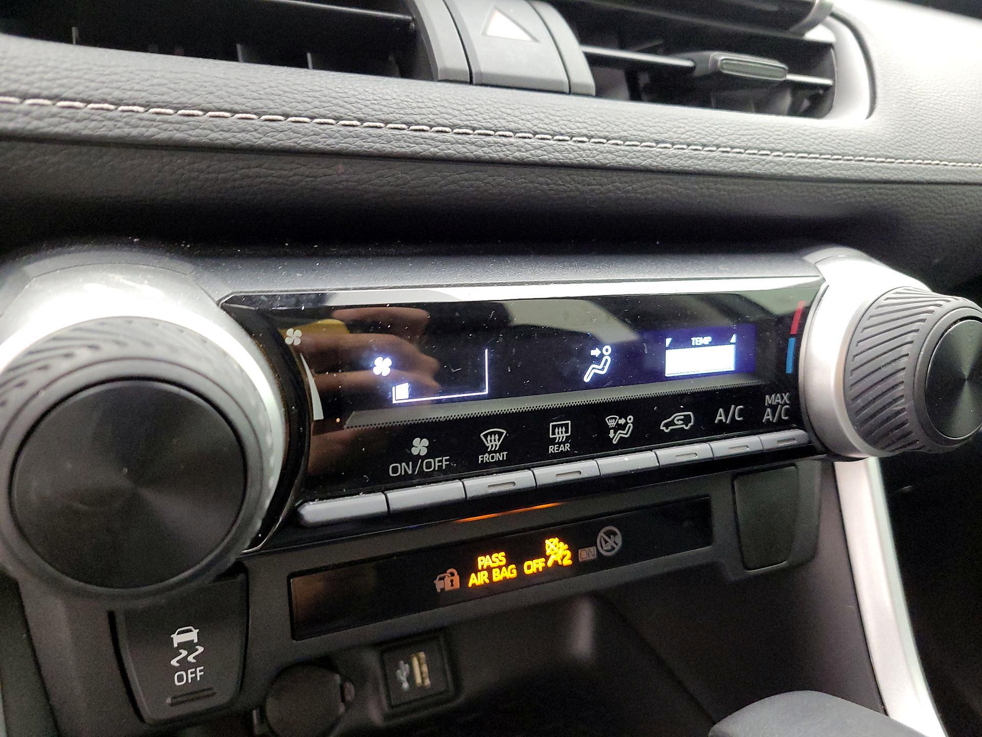 Thumbnail: 2023 Toyota RAV4 - 16