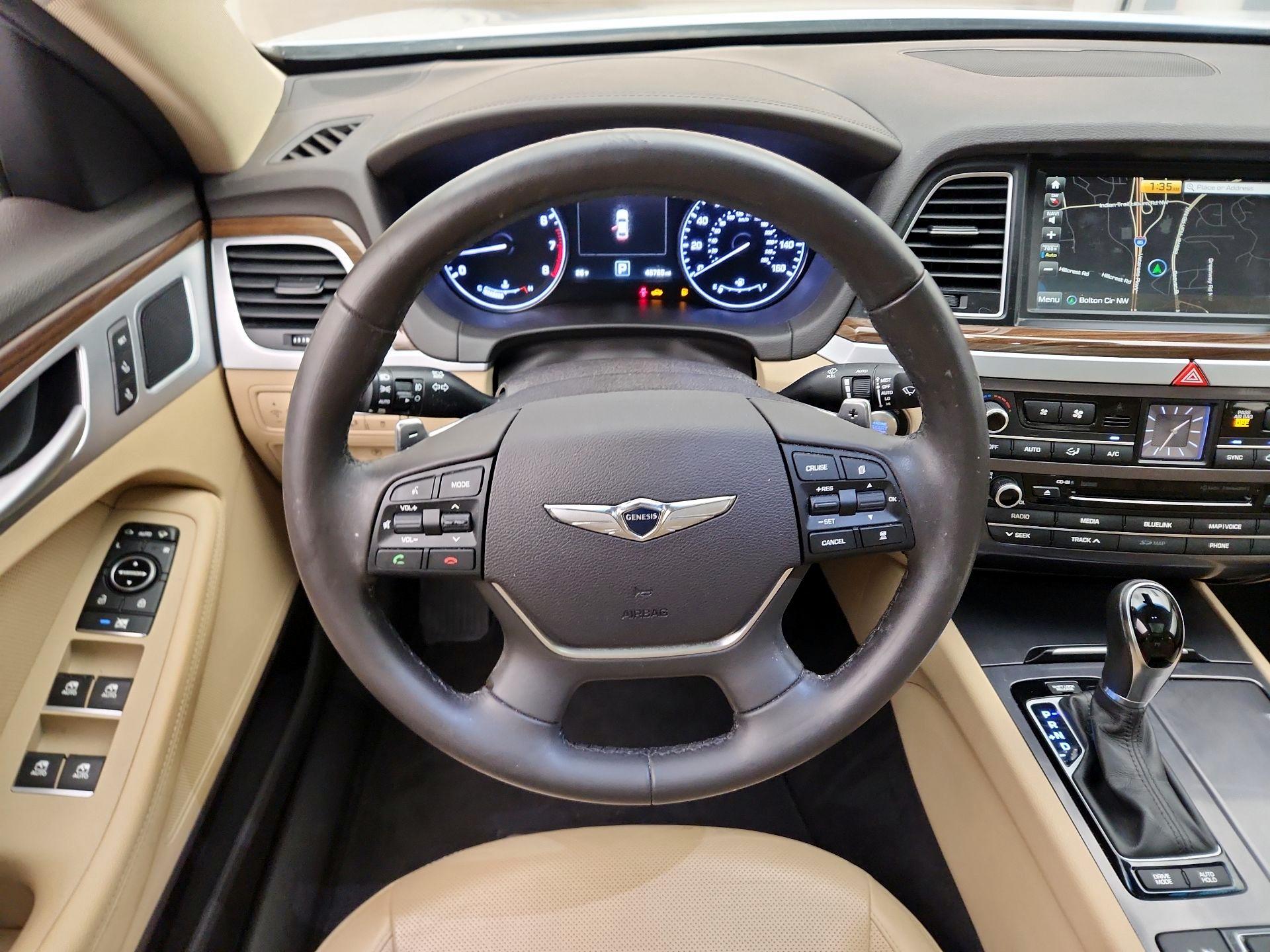 Thumbnail: 2017 Genesis G80 - 10