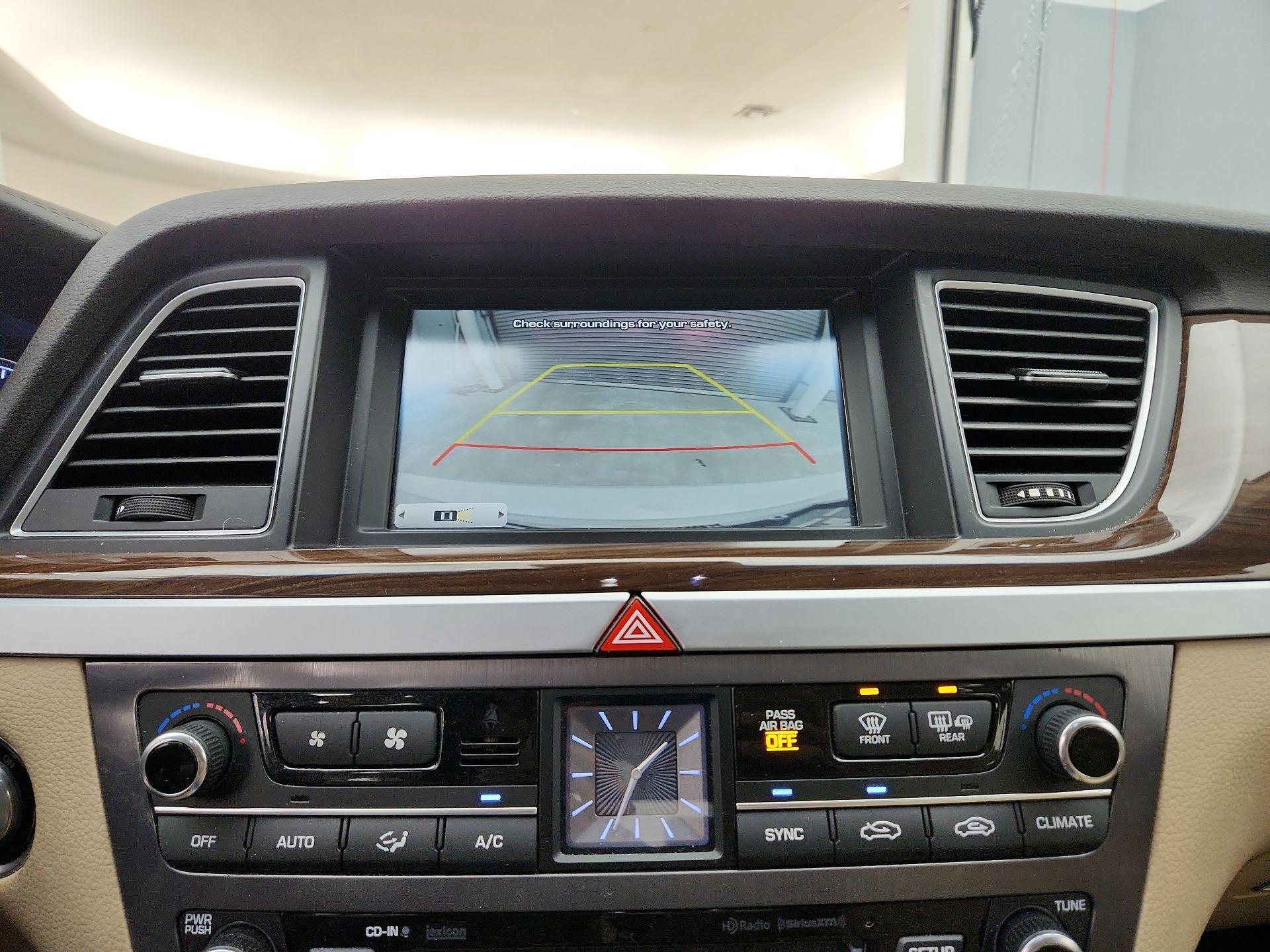 Thumbnail: 2017 Genesis G80 - 15