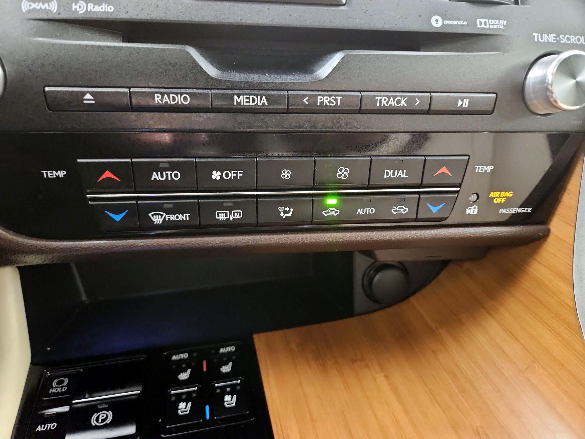 Thumbnail: 2019 Lexus RX - 17