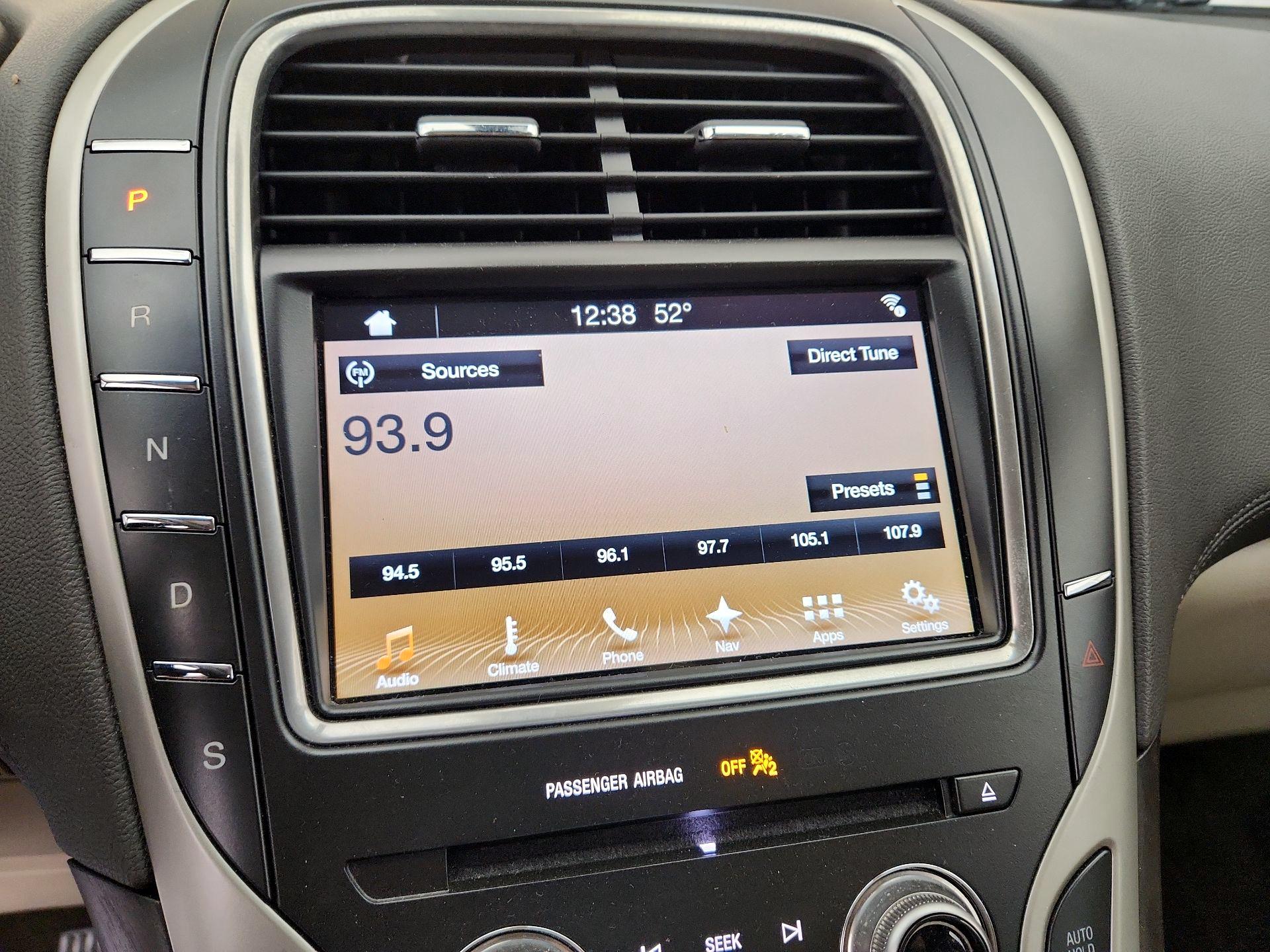 Thumbnail: 2017 Lincoln MKX - 16