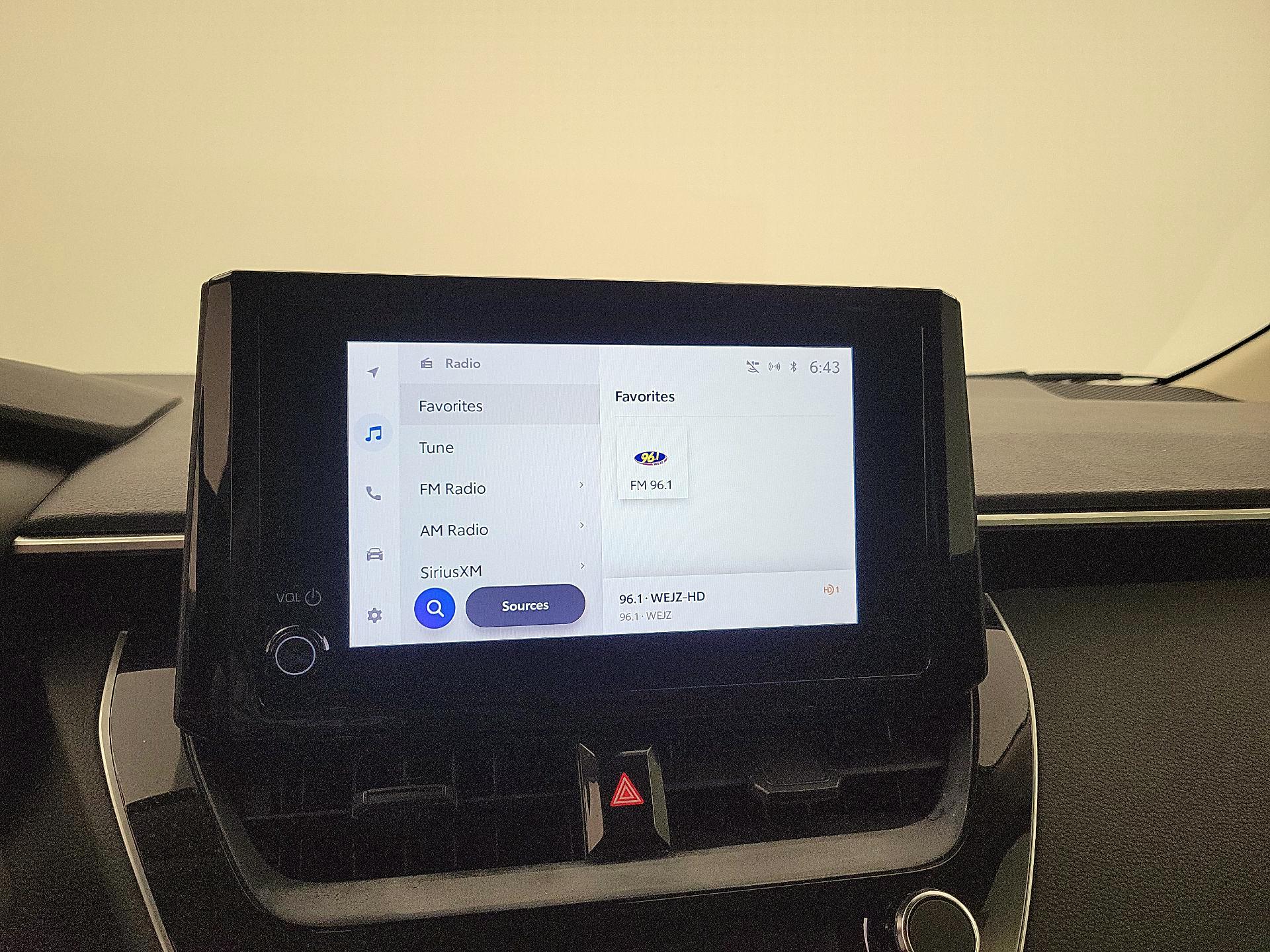 Thumbnail: 2023 Toyota Corolla - 15