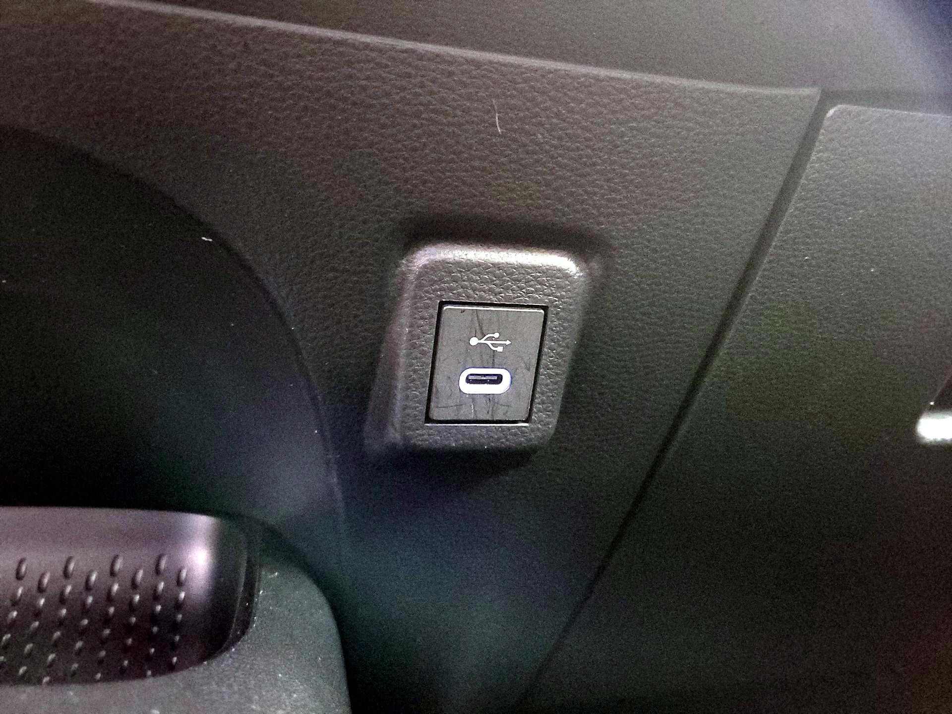 Thumbnail: 2023 Toyota Corolla - 18