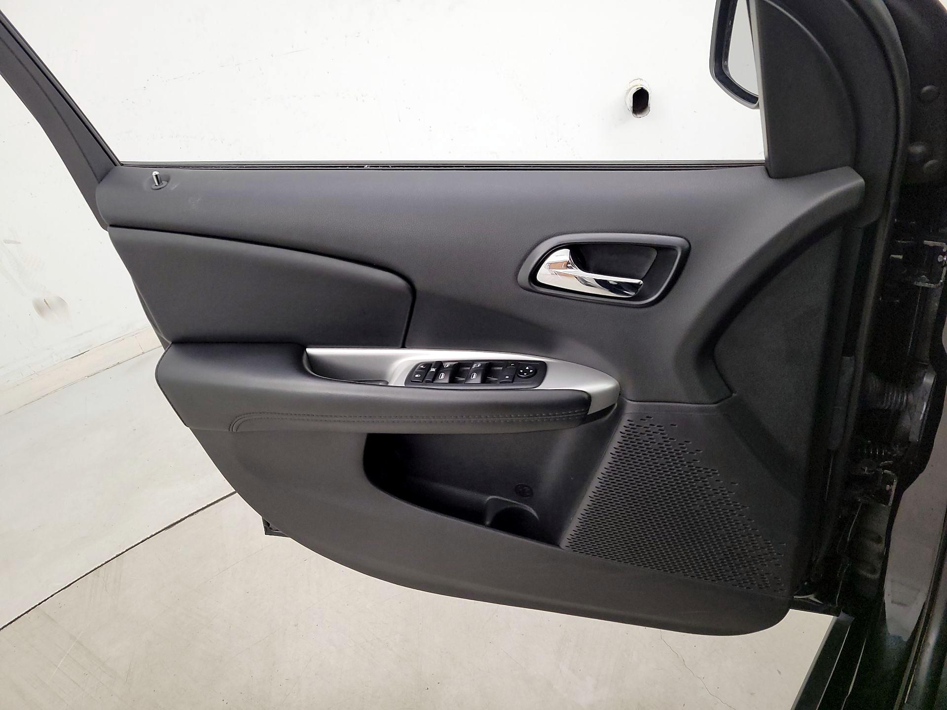 Thumbnail: 2019 Dodge Journey - 12