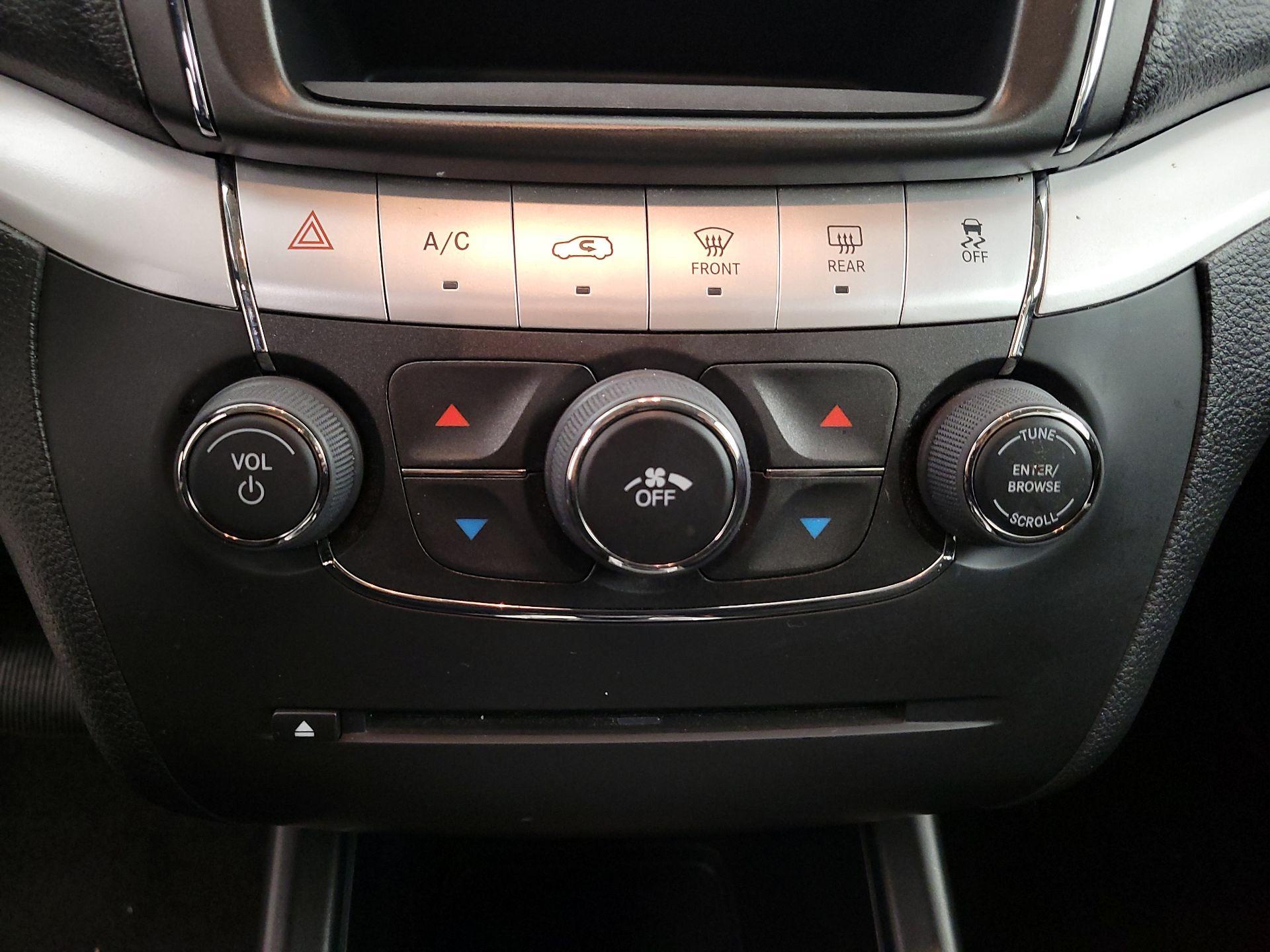 Thumbnail: 2019 Dodge Journey - 16