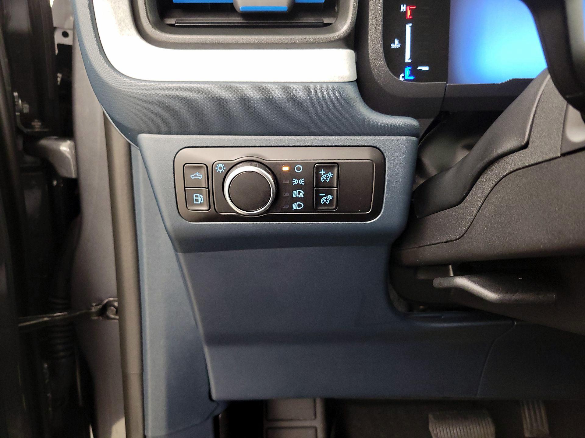 Thumbnail: 2025 Ford Maverick - 13