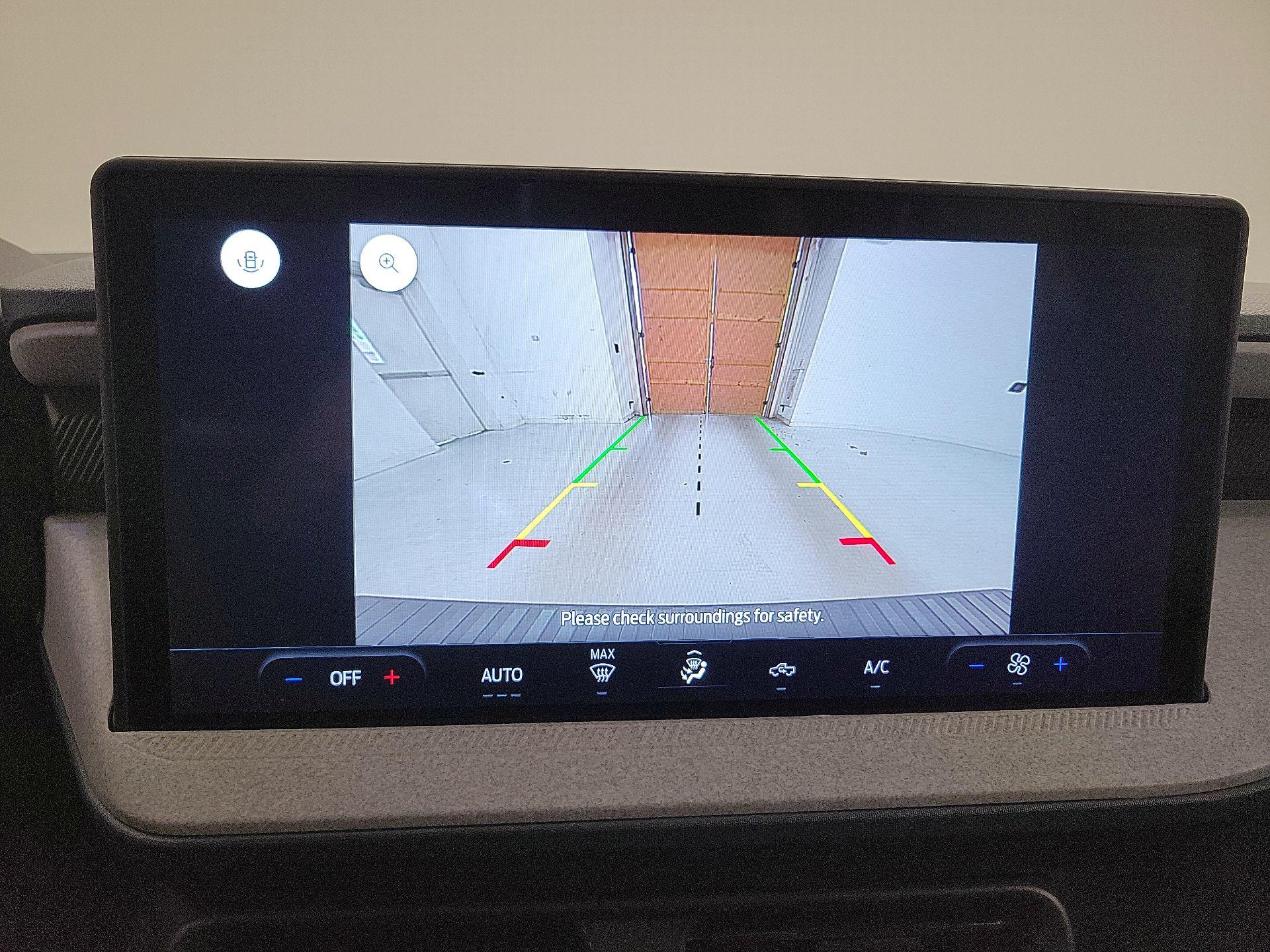 Thumbnail: 2025 Ford Maverick - 14