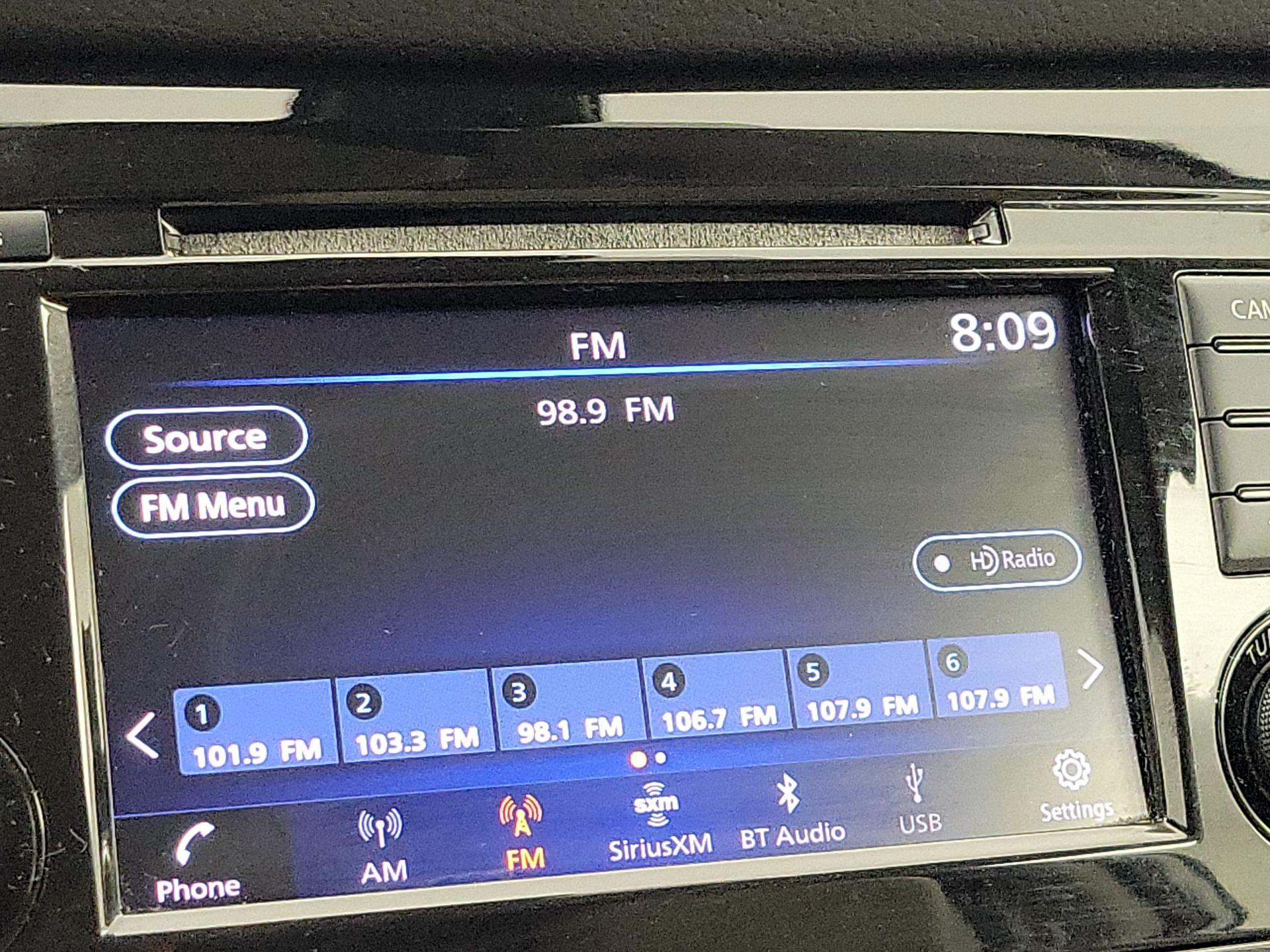 Thumbnail: 2018 Nissan Rogue - 16