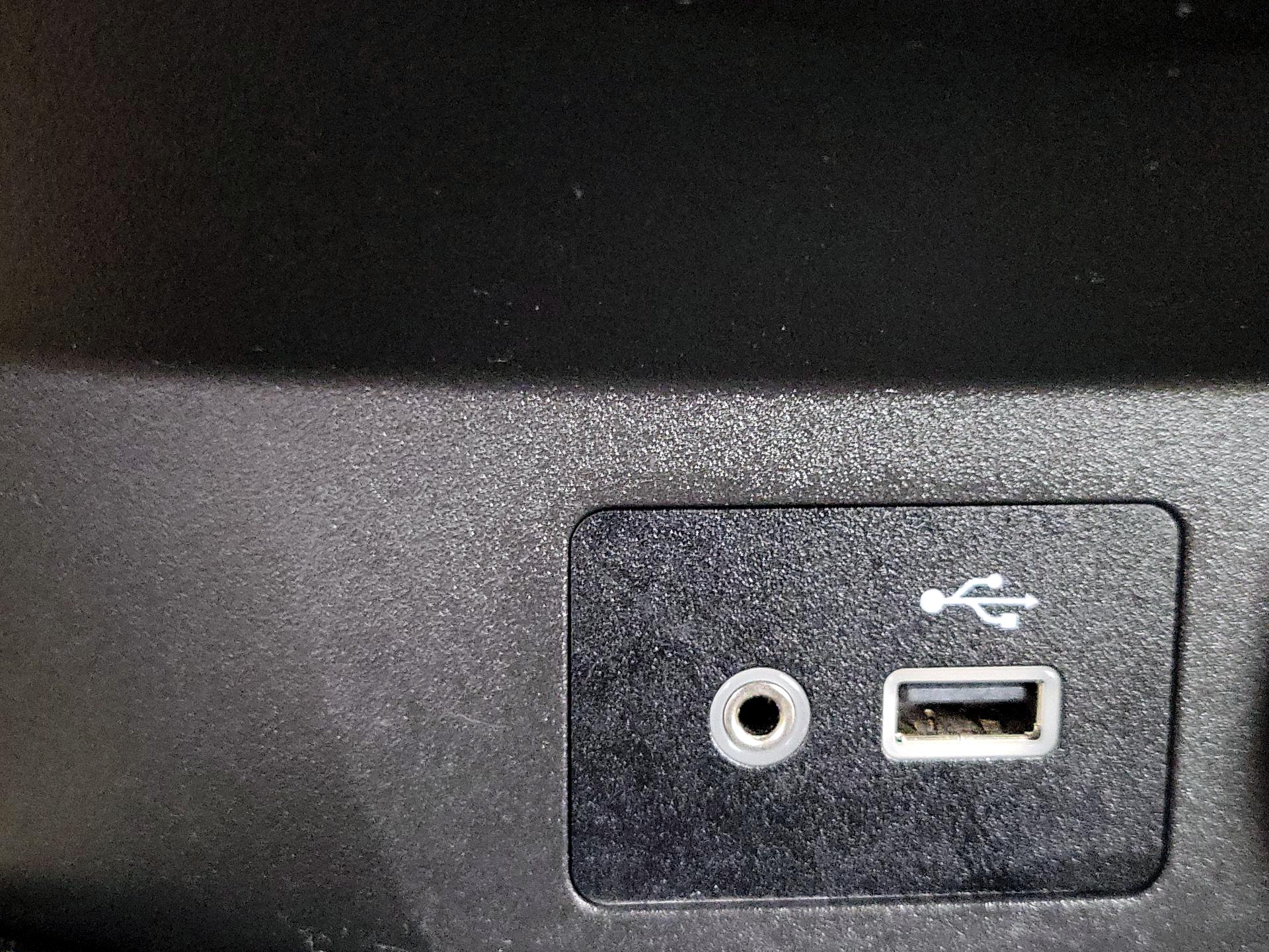 Thumbnail: 2018 Nissan Rogue - 19