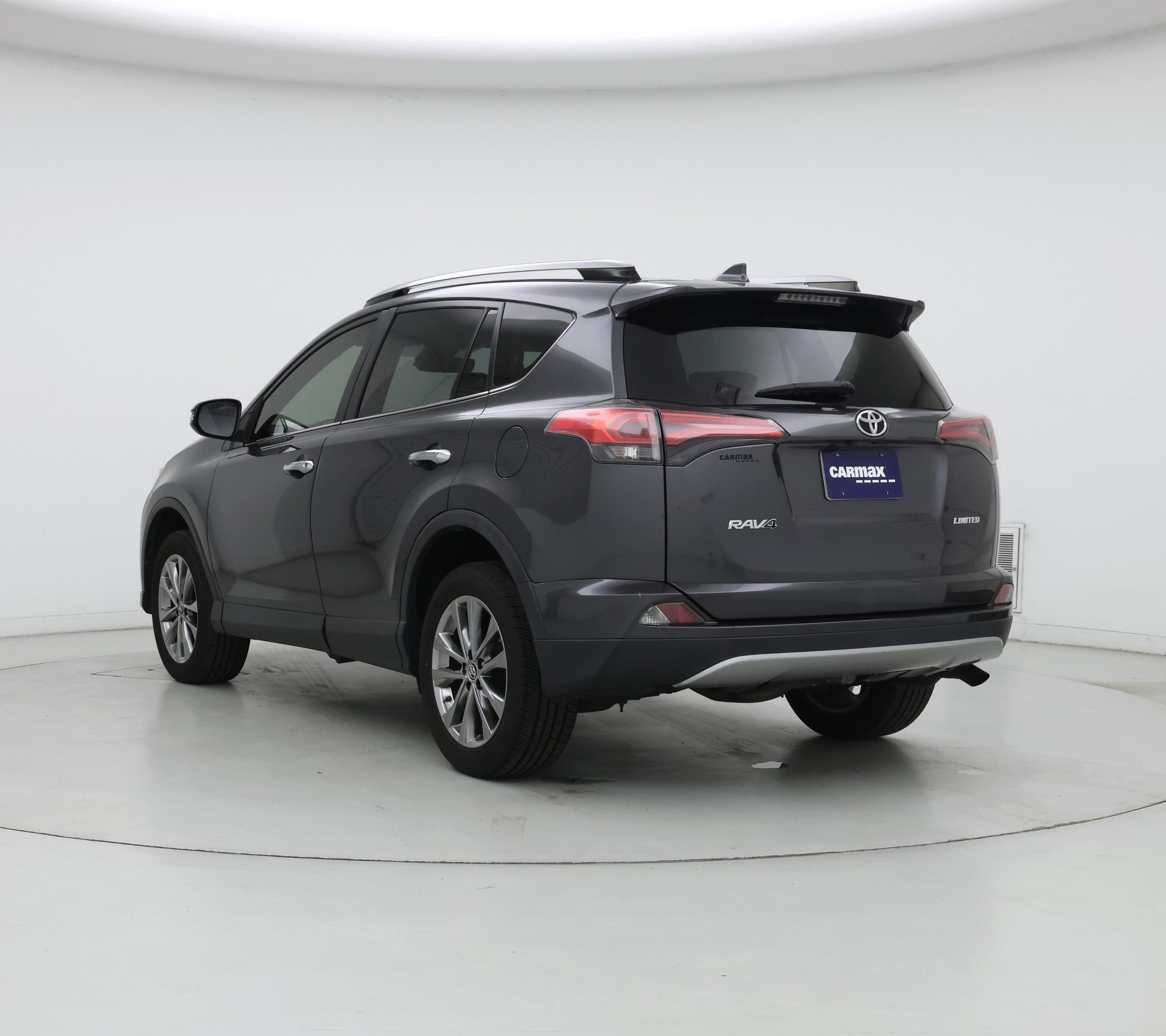 Thumbnail: 2018 Toyota RAV4 - 2