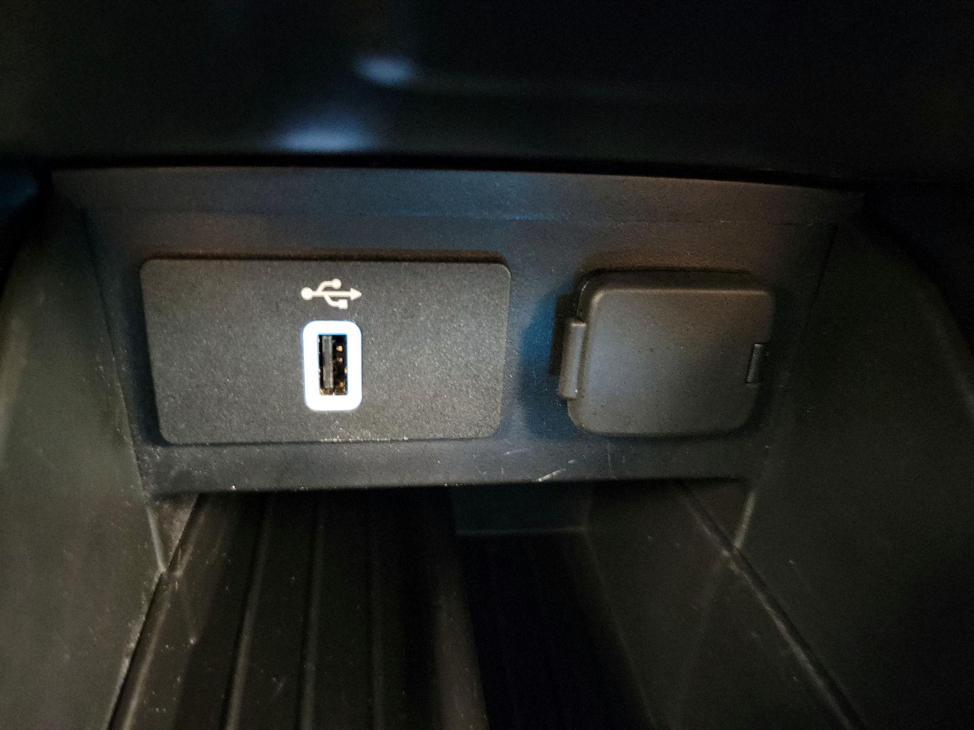 Thumbnail: 2018 Ford Explorer - 19