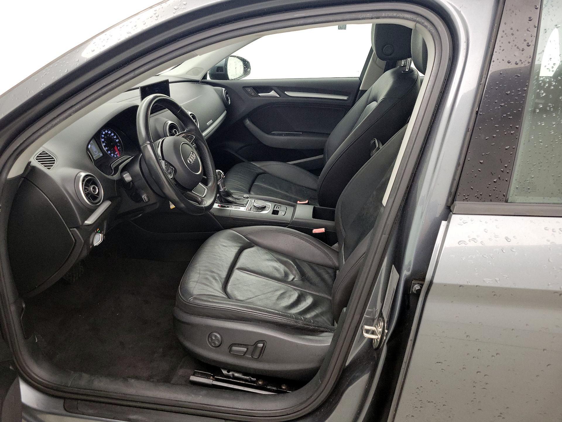 Thumbnail: 2015 Audi S3 - 11