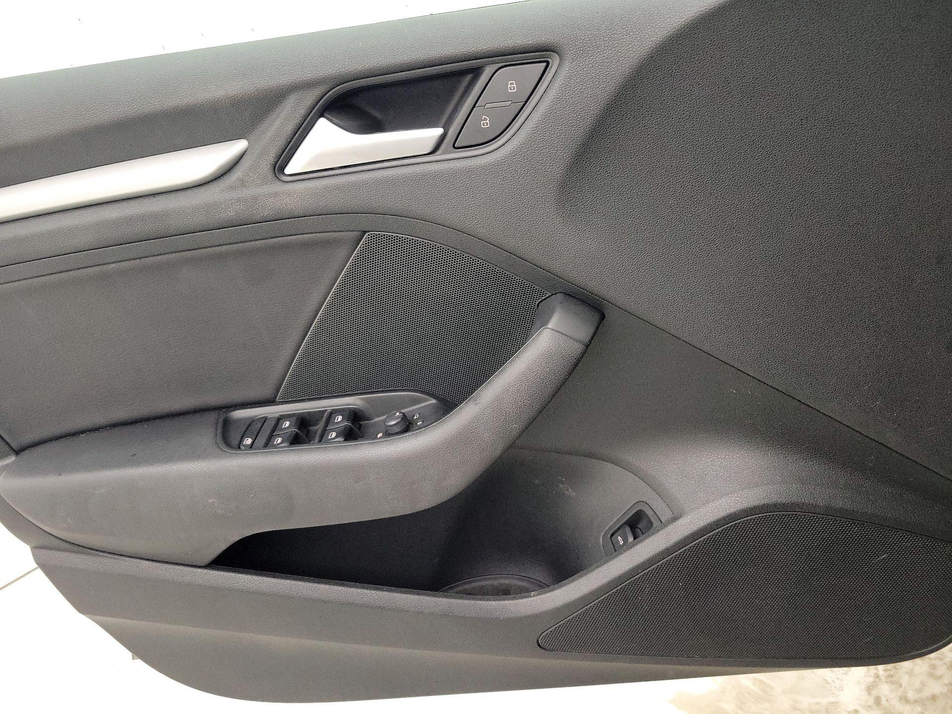 Thumbnail: 2015 Audi S3 - 12