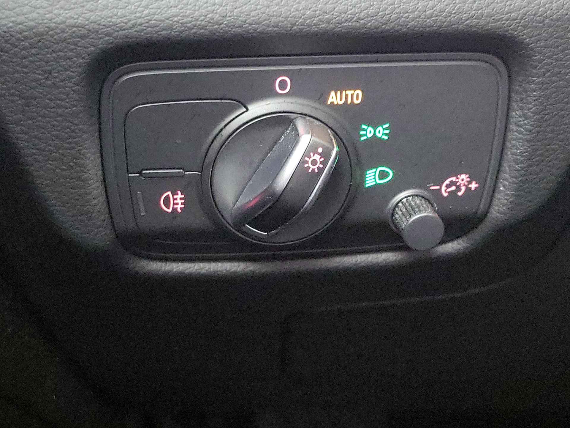 Thumbnail: 2015 Audi S3 - 13