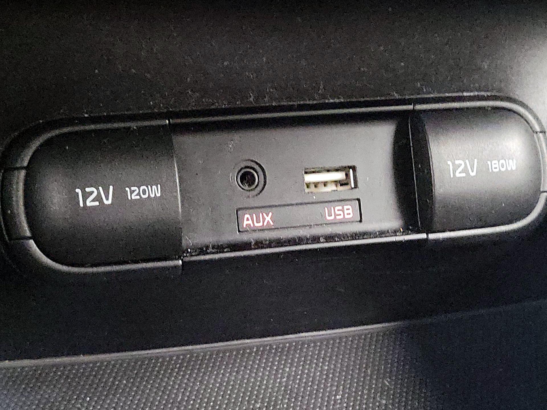 Thumbnail: 2015 Kia Soul - 18