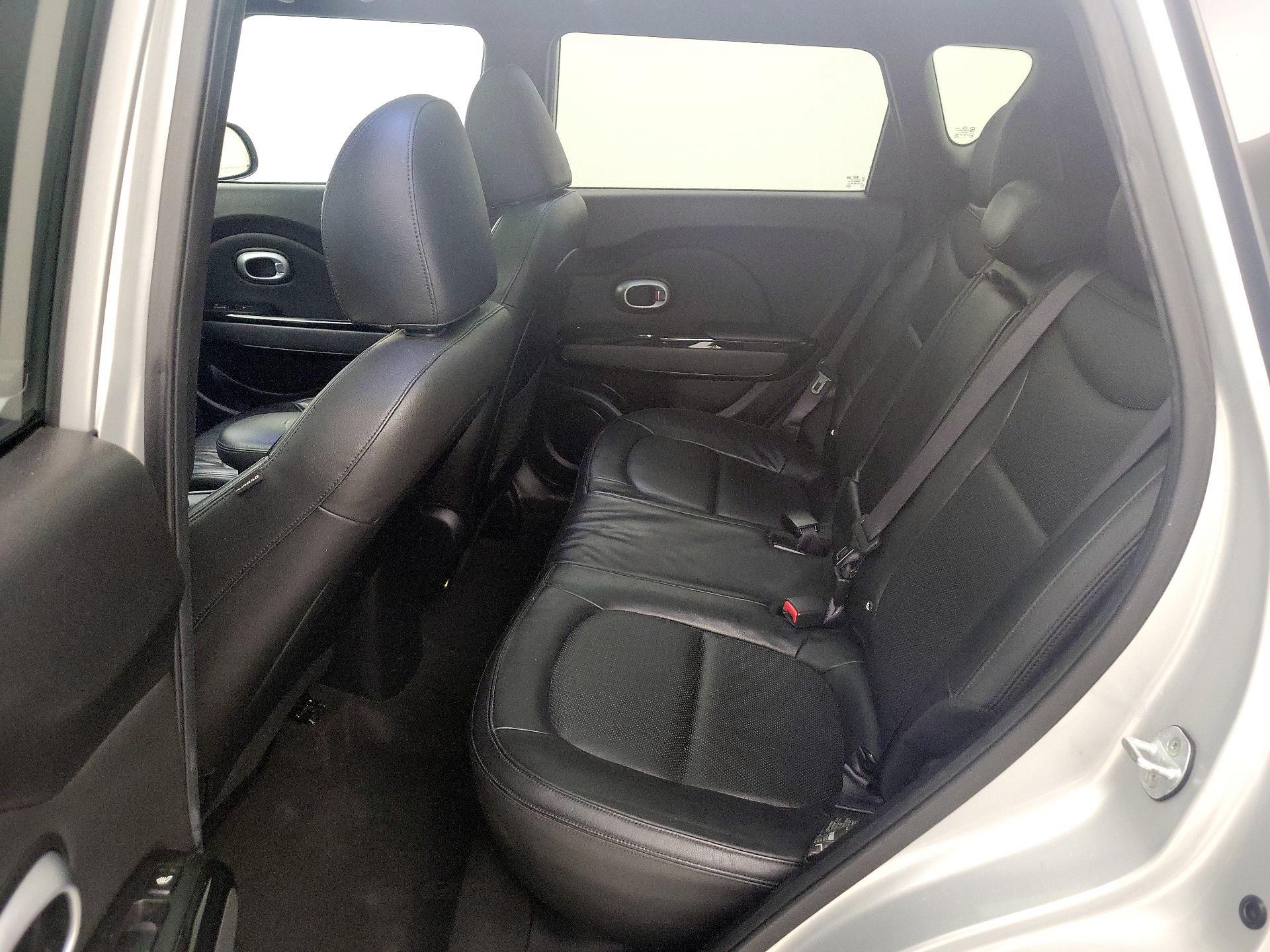 Thumbnail: 2015 Kia Soul - 20