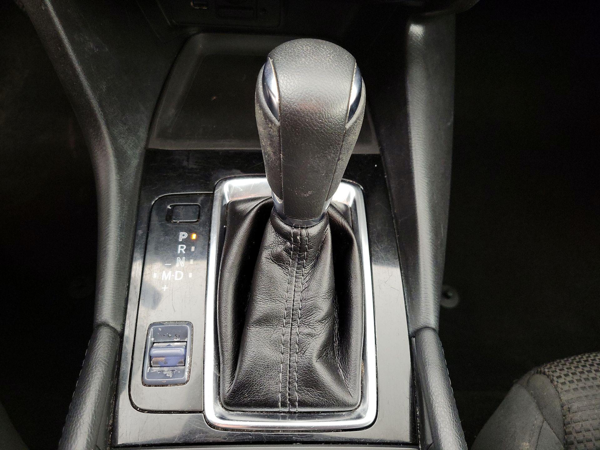 Thumbnail: 2018 Mazda Mazda3 - 17