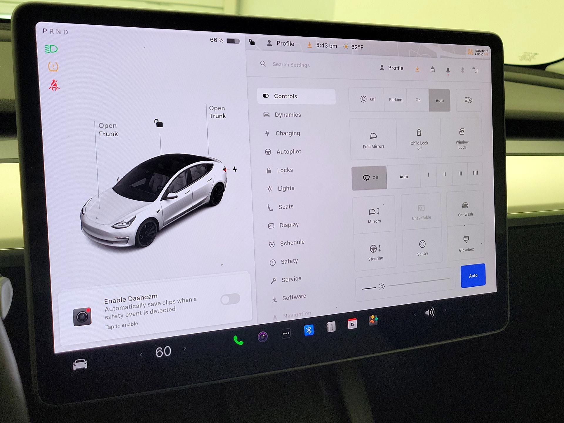Thumbnail: 2021 Tesla Model 3 - 14