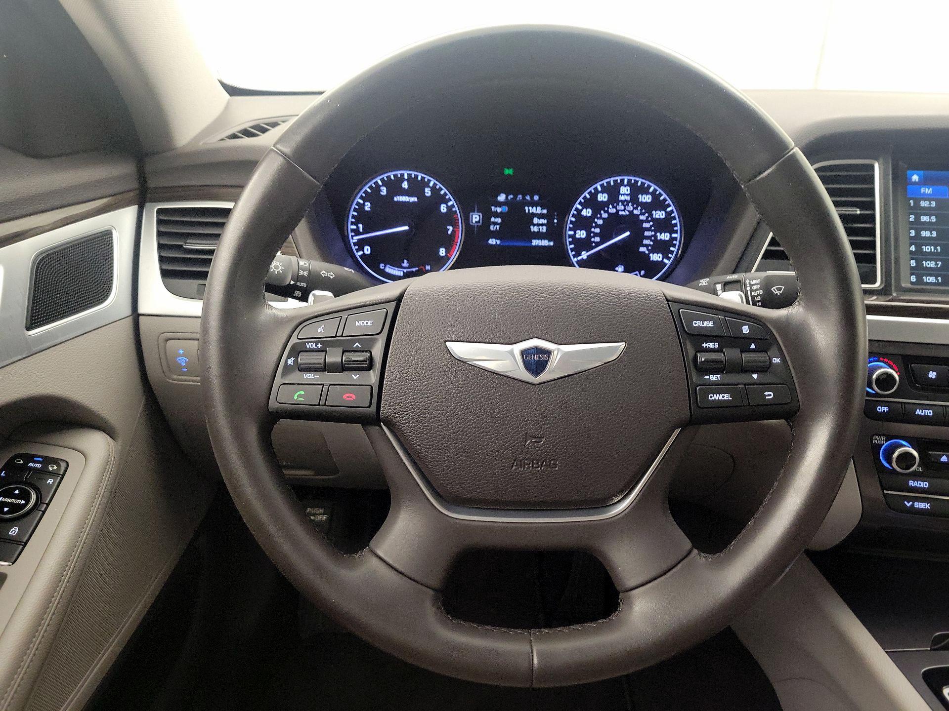 Thumbnail: 2015 Hyundai Genesis - 10