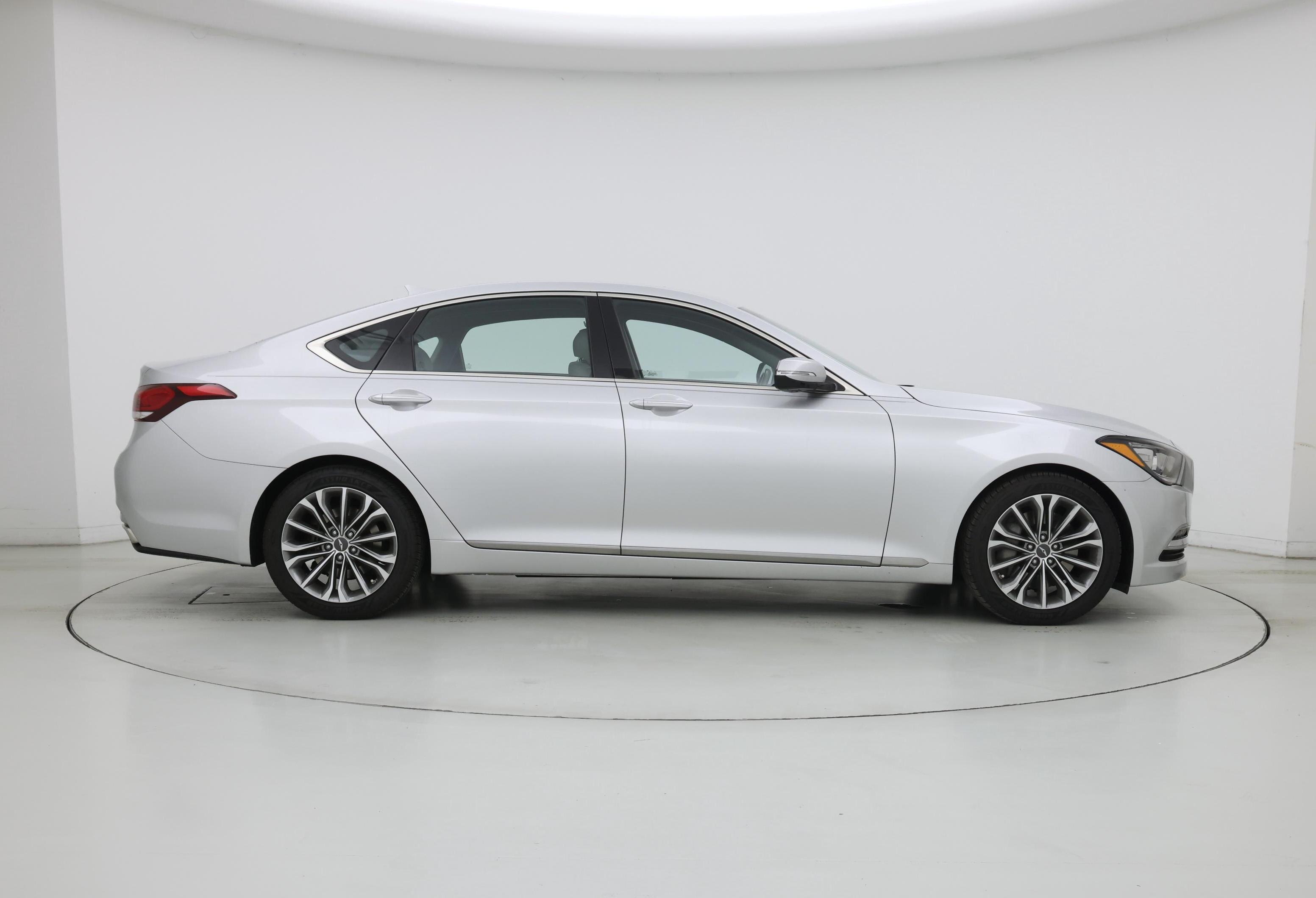 Thumbnail: 2015 Hyundai Genesis - 7
