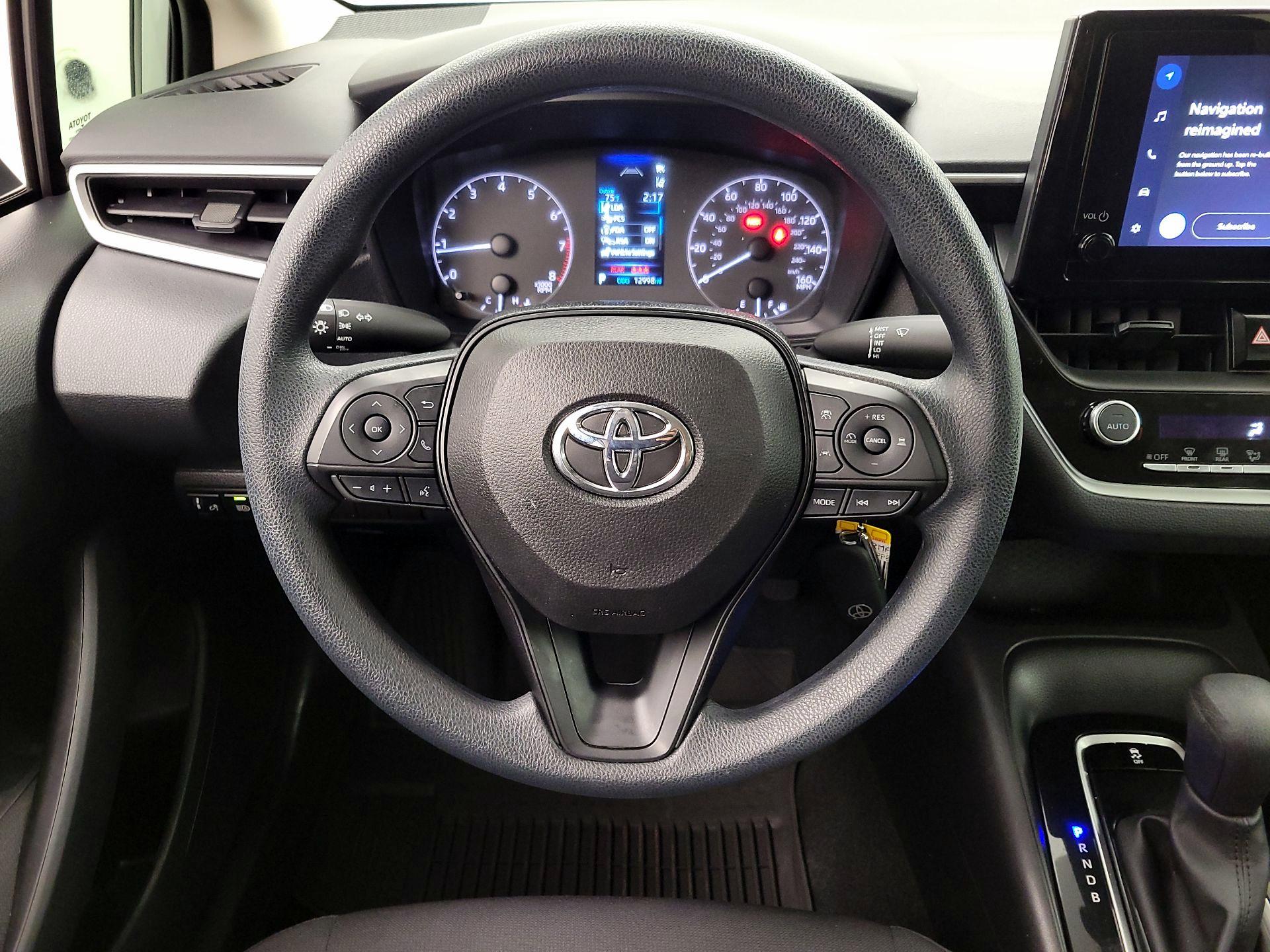 Thumbnail: 2023 Toyota Corolla - 10