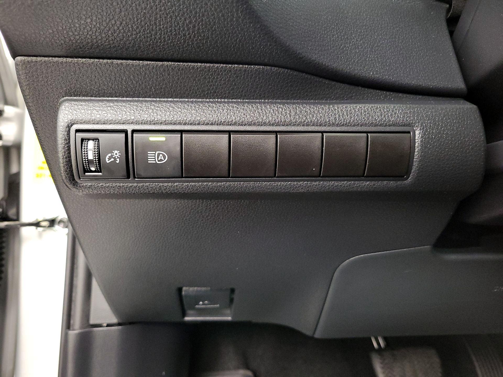 Thumbnail: 2023 Toyota Corolla - 13