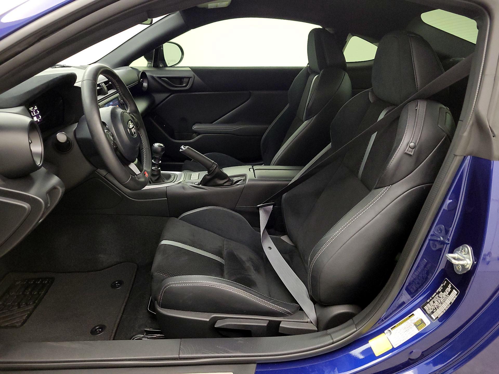 Thumbnail: 2023 Toyota GR86 - 11