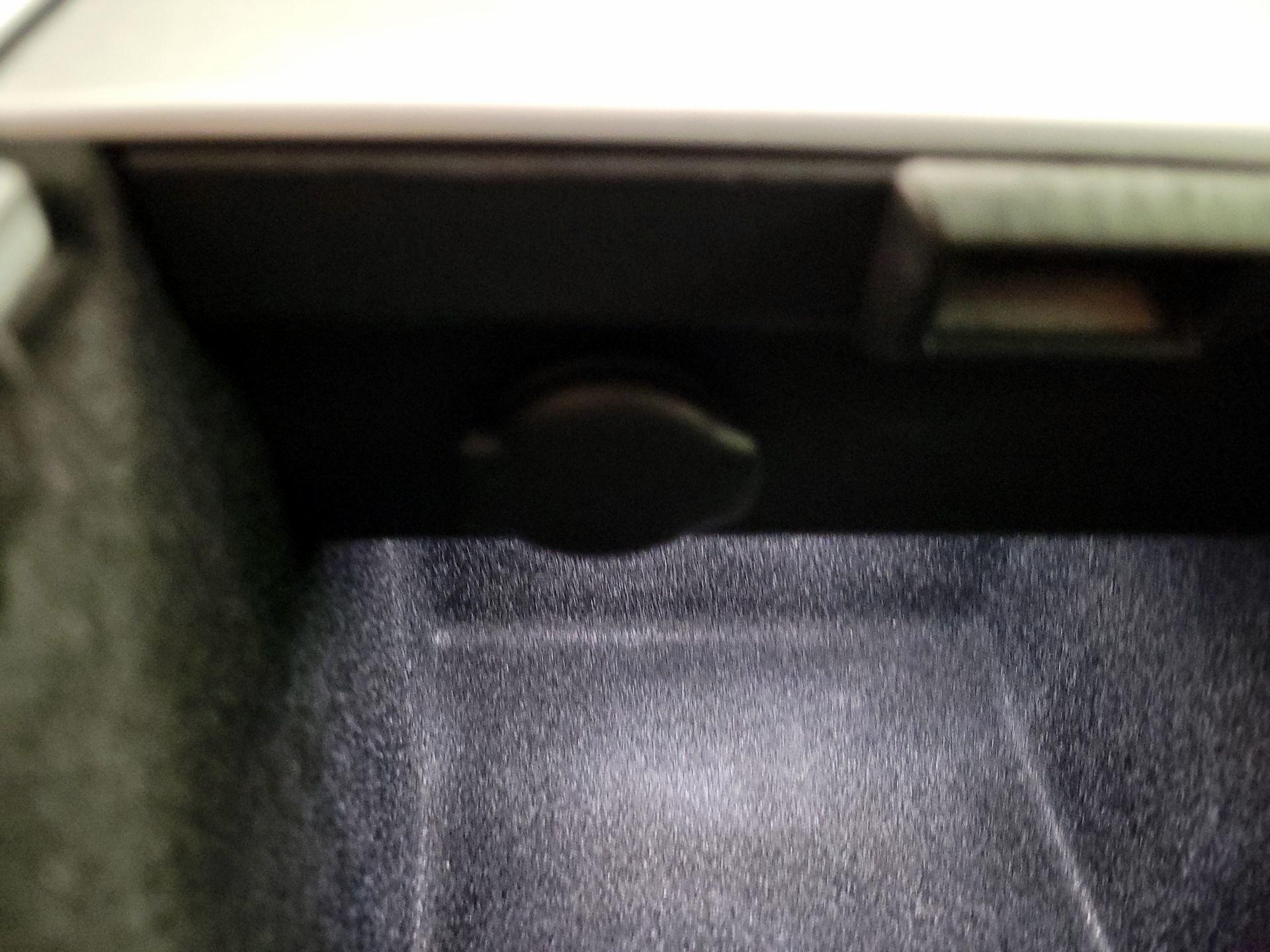 Thumbnail: 2023 Tesla Model 3 - 18