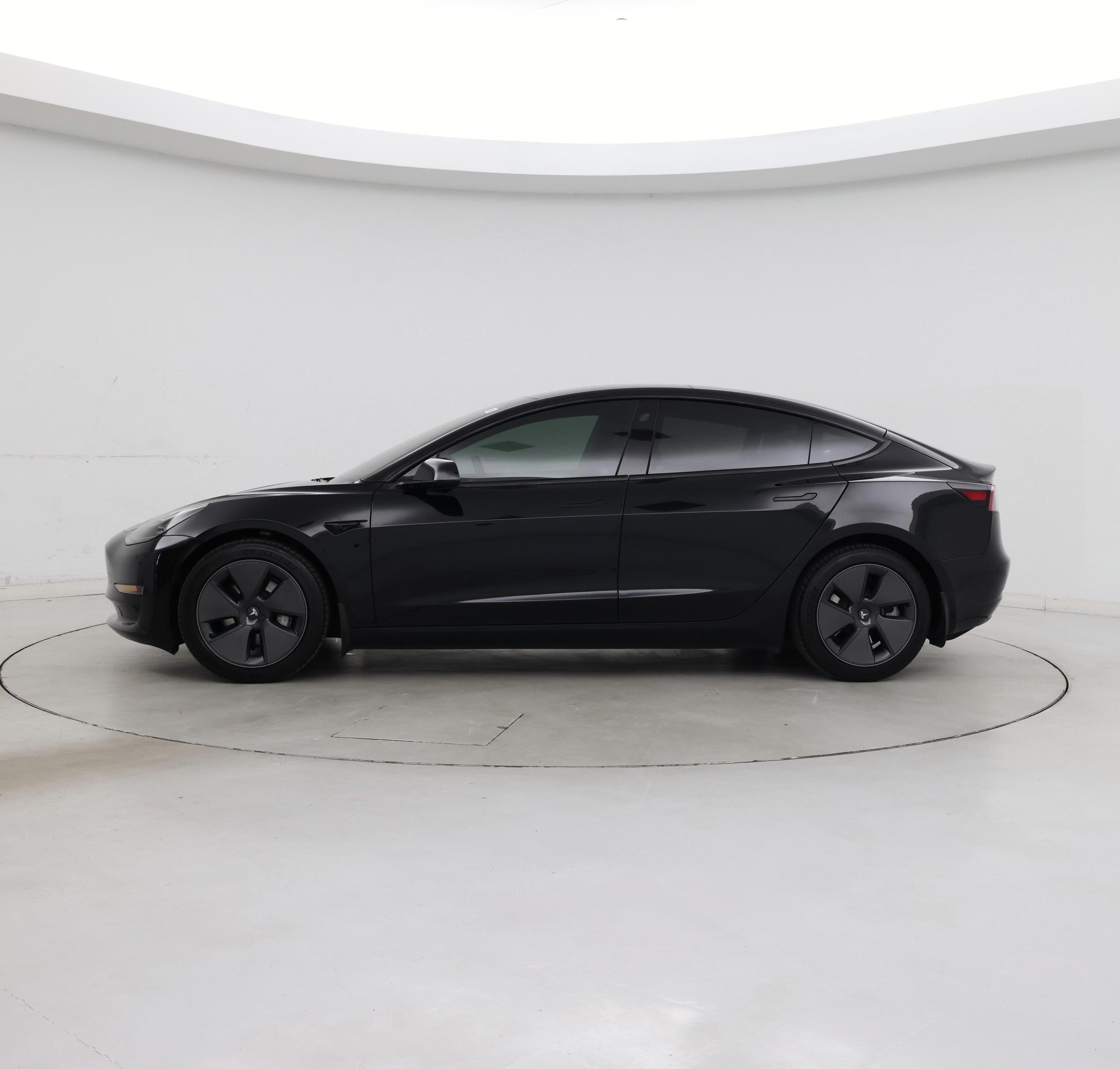 Thumbnail: 2023 Tesla Model 3 - 3