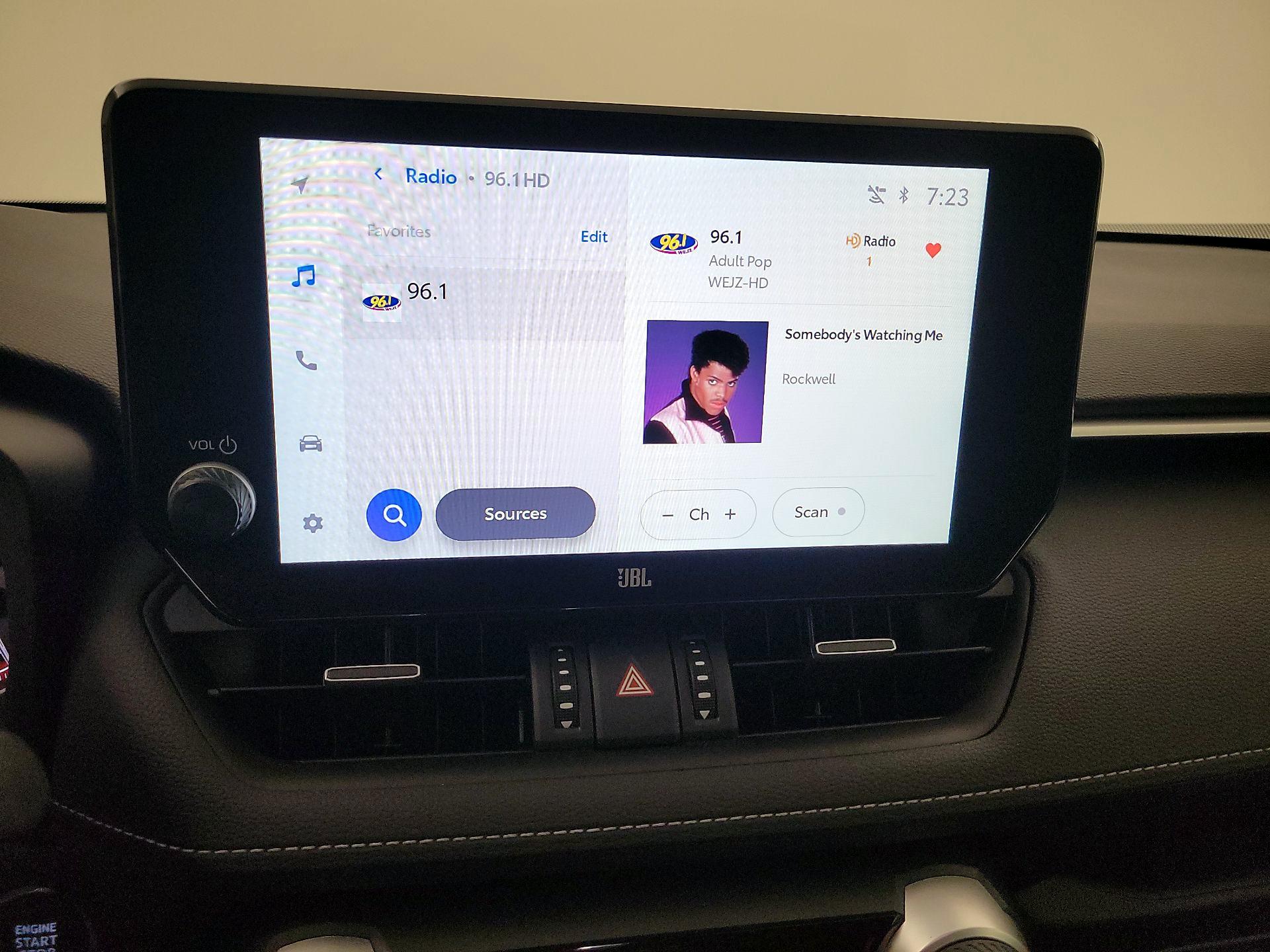 Thumbnail: 2023 Toyota RAV4 - 15