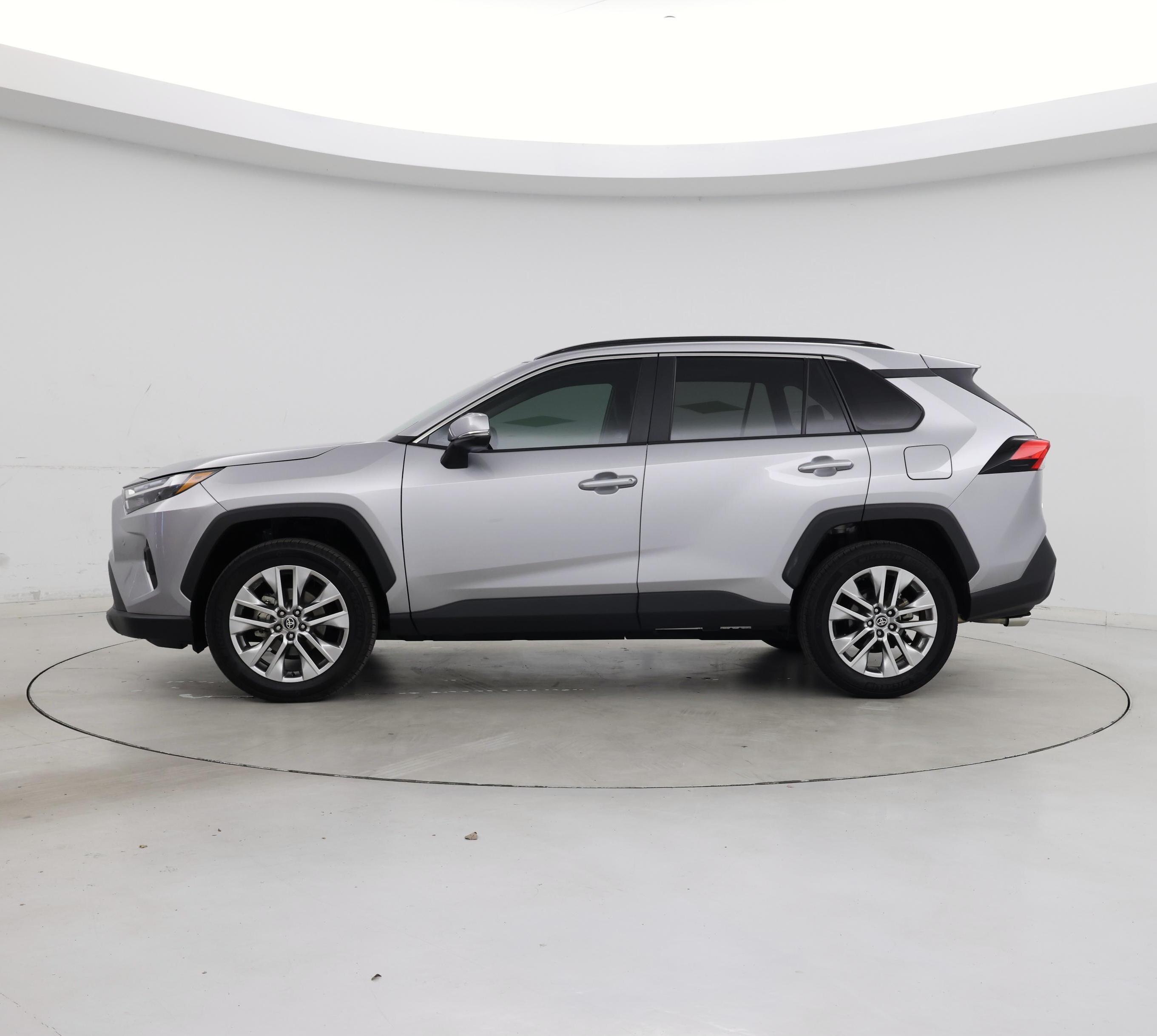 Thumbnail: 2023 Toyota RAV4 - 3