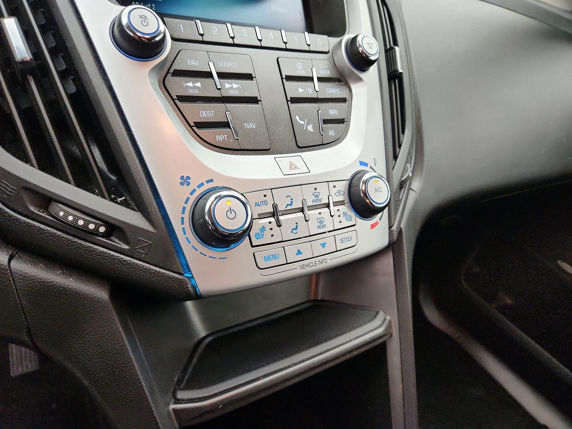 Thumbnail: 2017 Chevrolet Equinox - 15