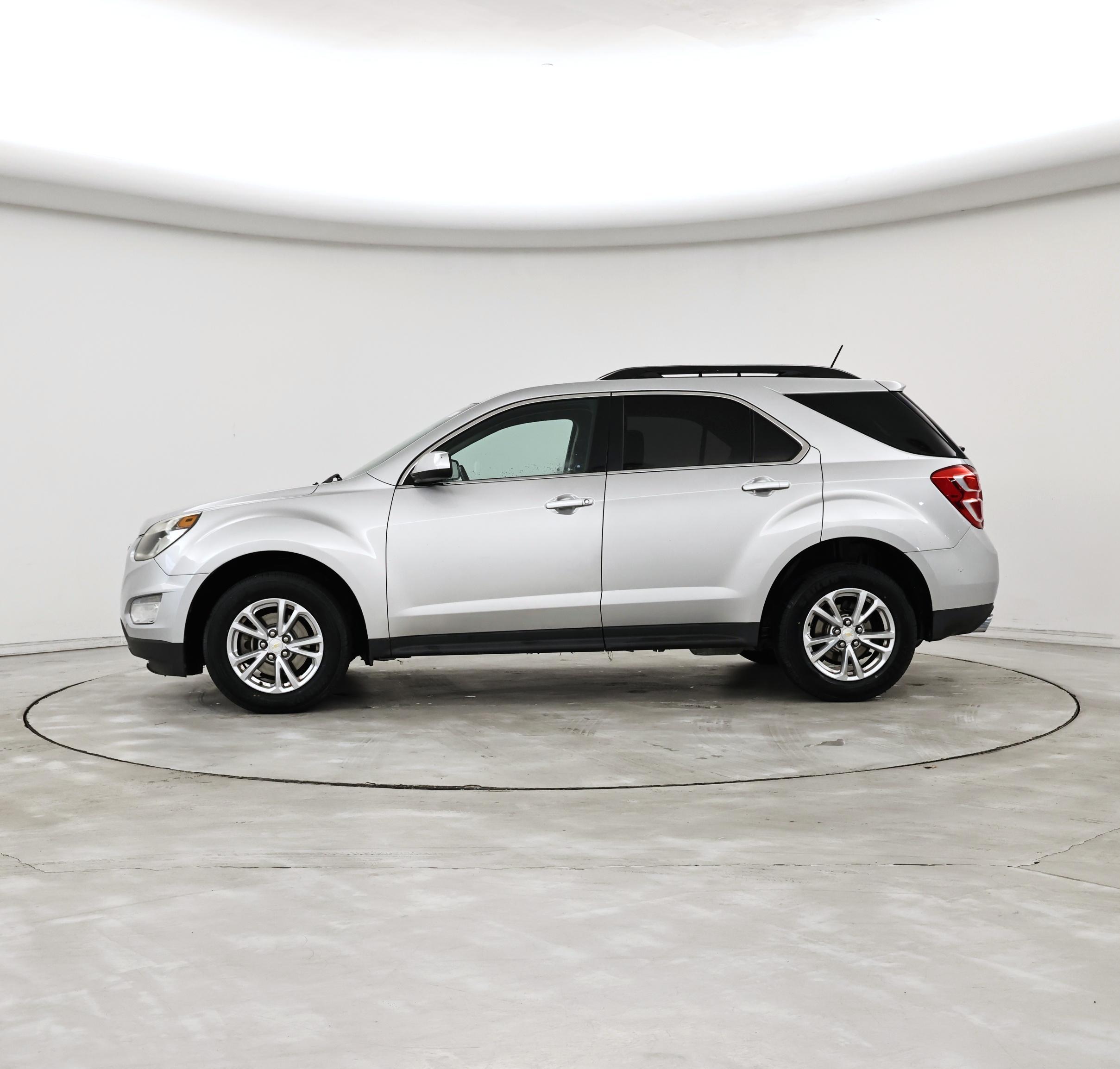 Thumbnail: 2017 Chevrolet Equinox - 3