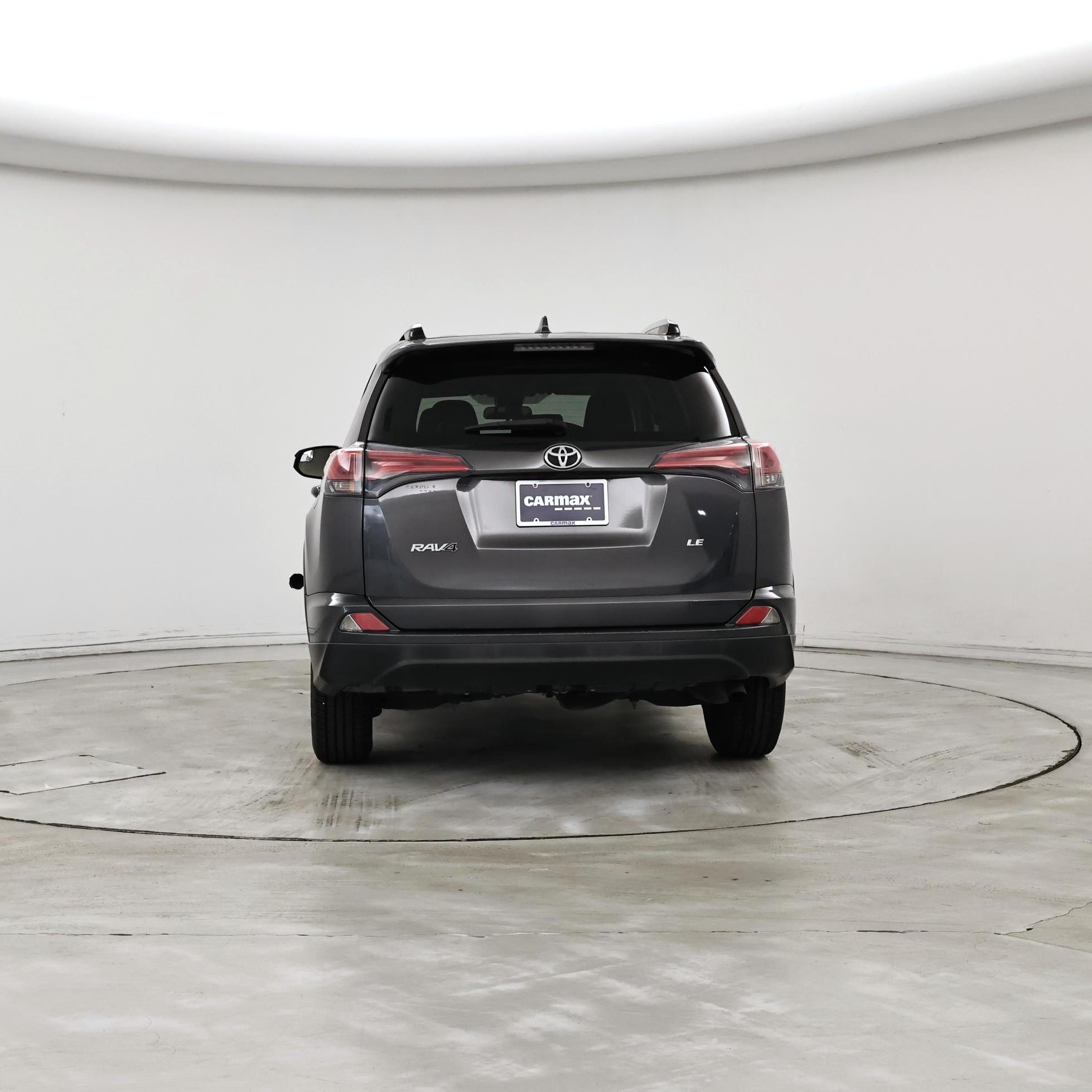 Thumbnail: 2018 Toyota RAV4 - 6