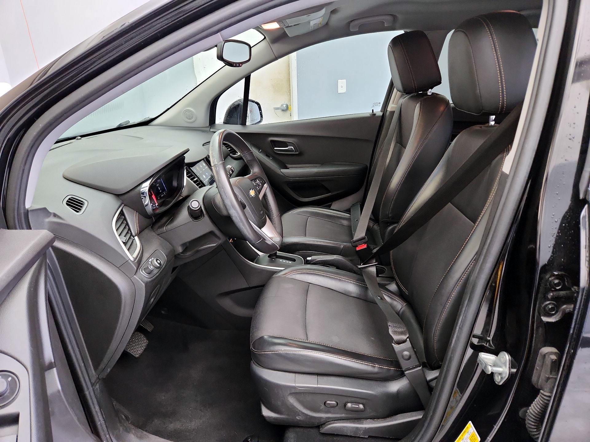 Thumbnail: 2018 Chevrolet Trax - 11