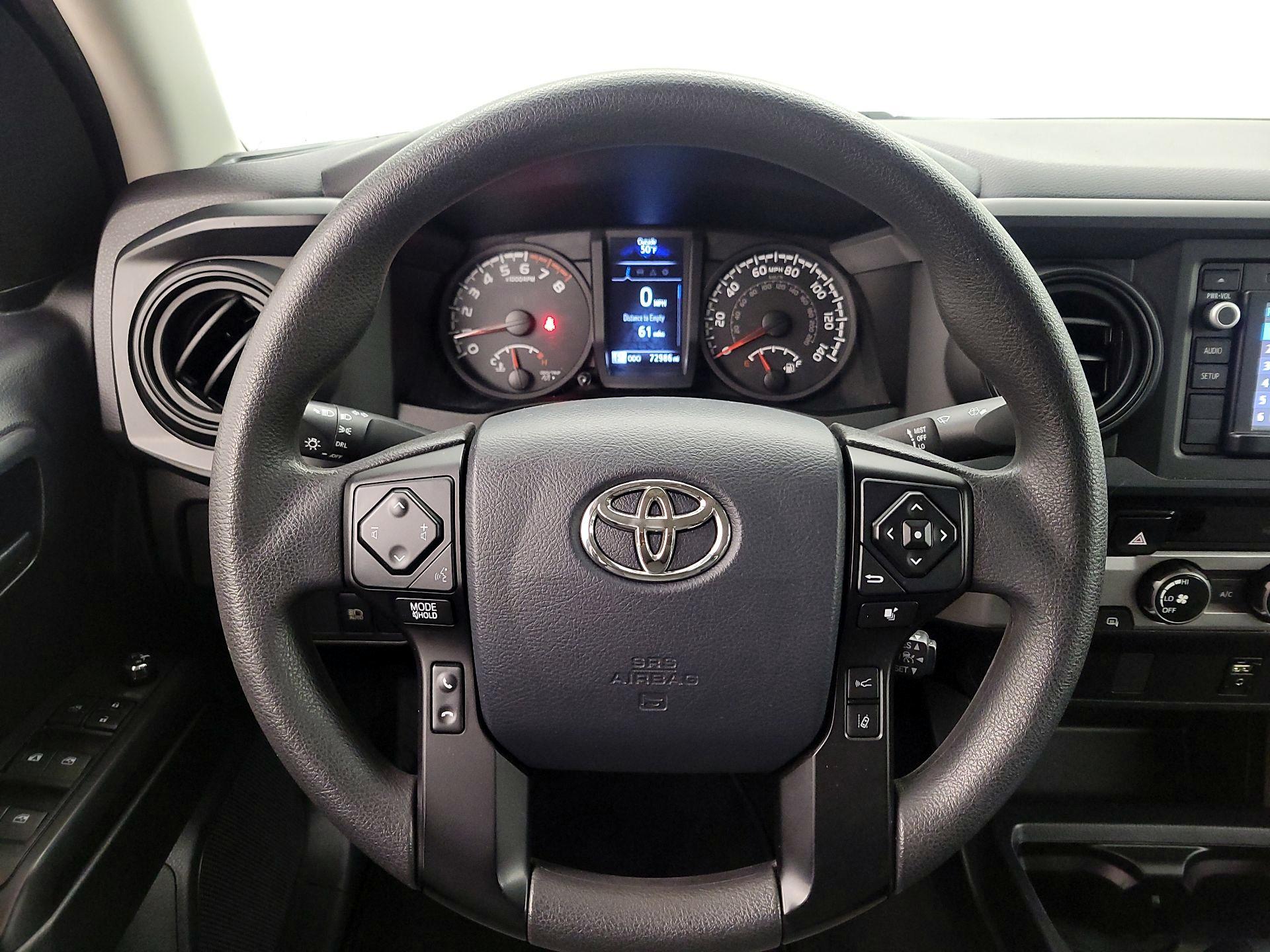 Thumbnail: 2018 Toyota Tacoma - 10