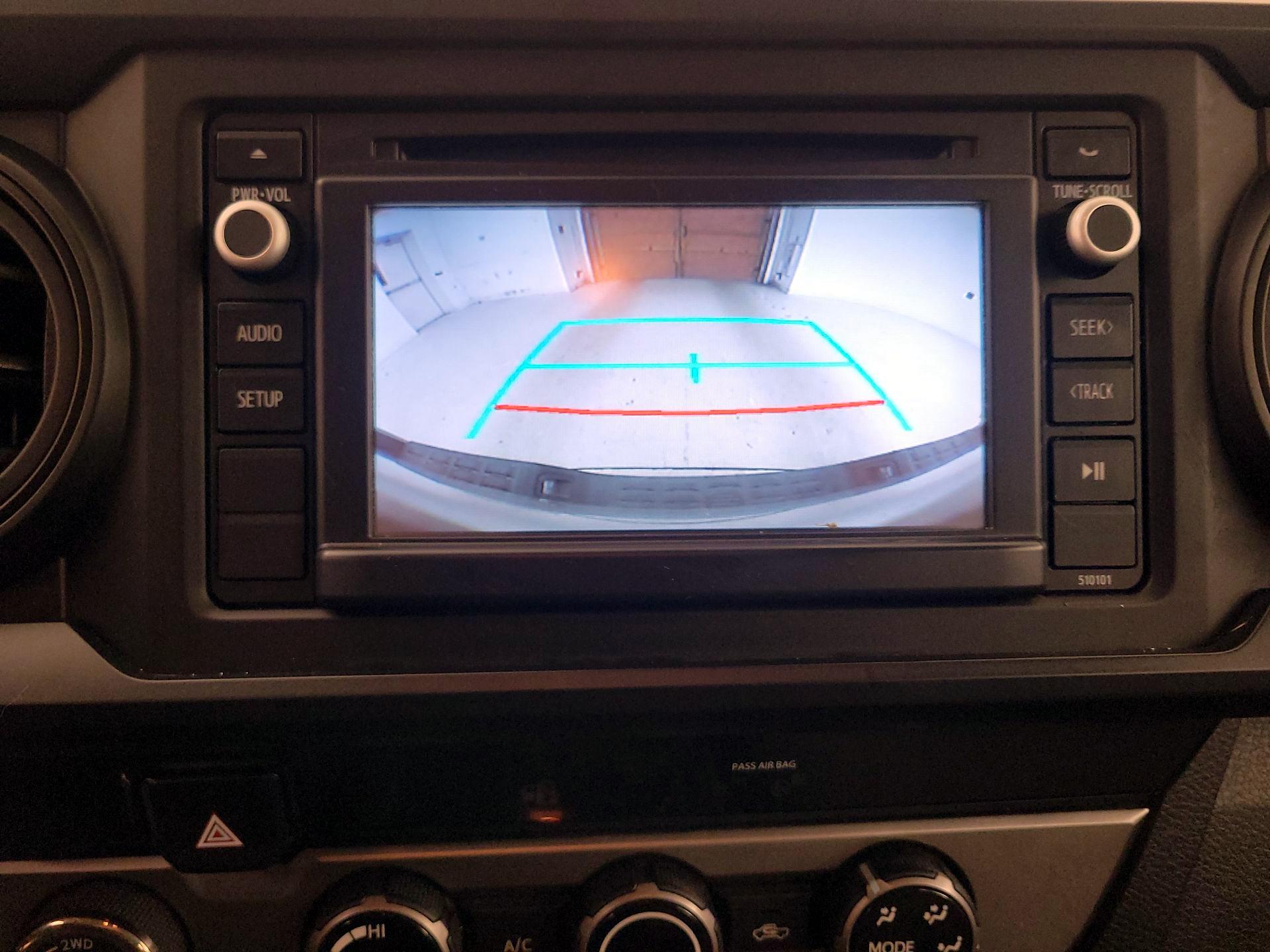 Thumbnail: 2018 Toyota Tacoma - 14