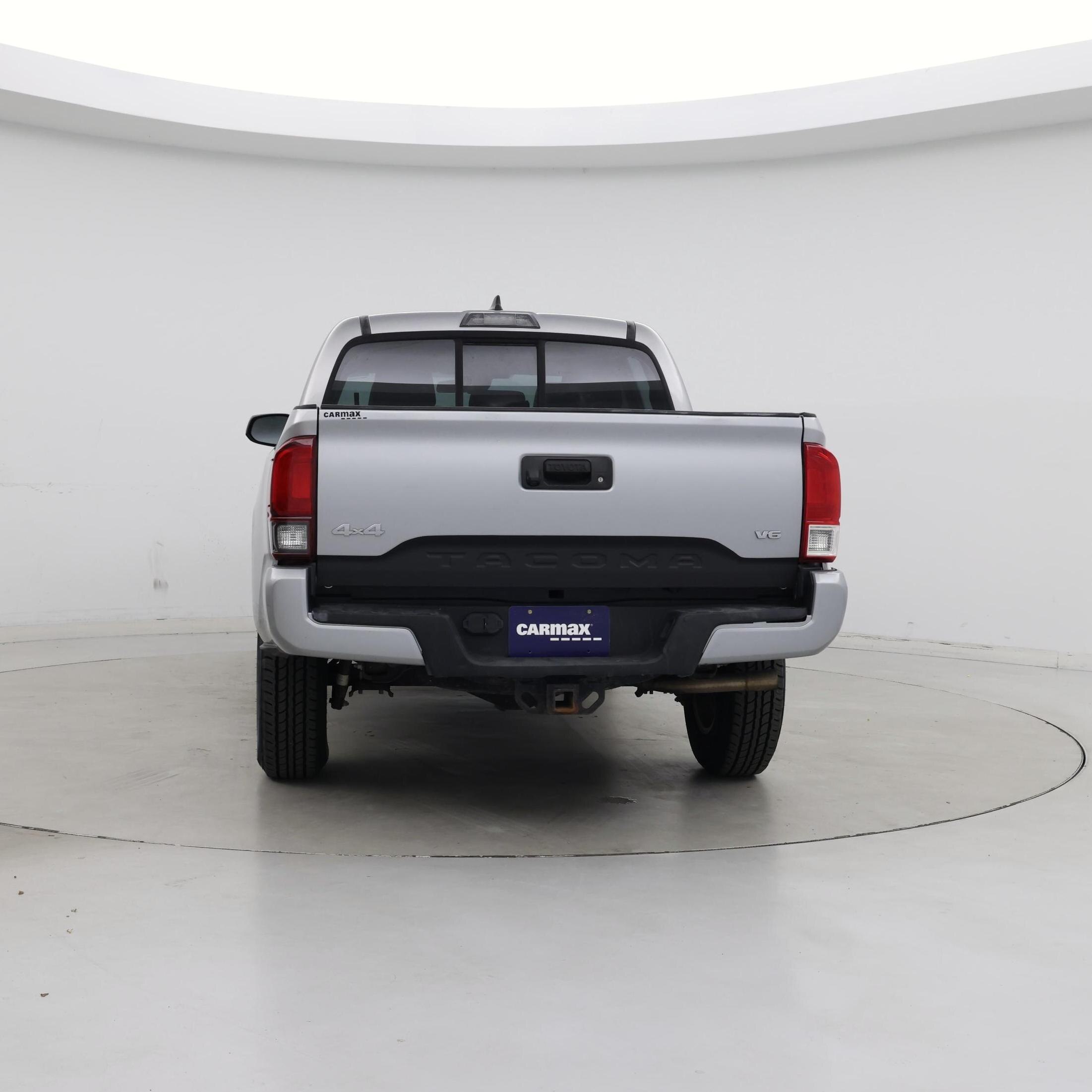 Thumbnail: 2018 Toyota Tacoma - 6