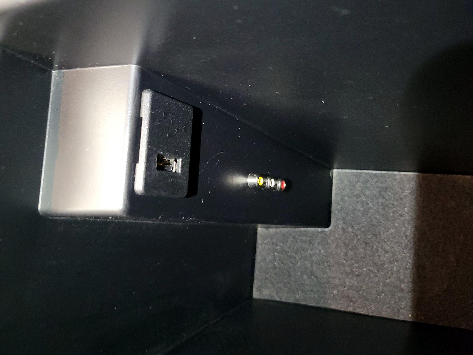 Thumbnail: 2014 Nissan Armada - 18