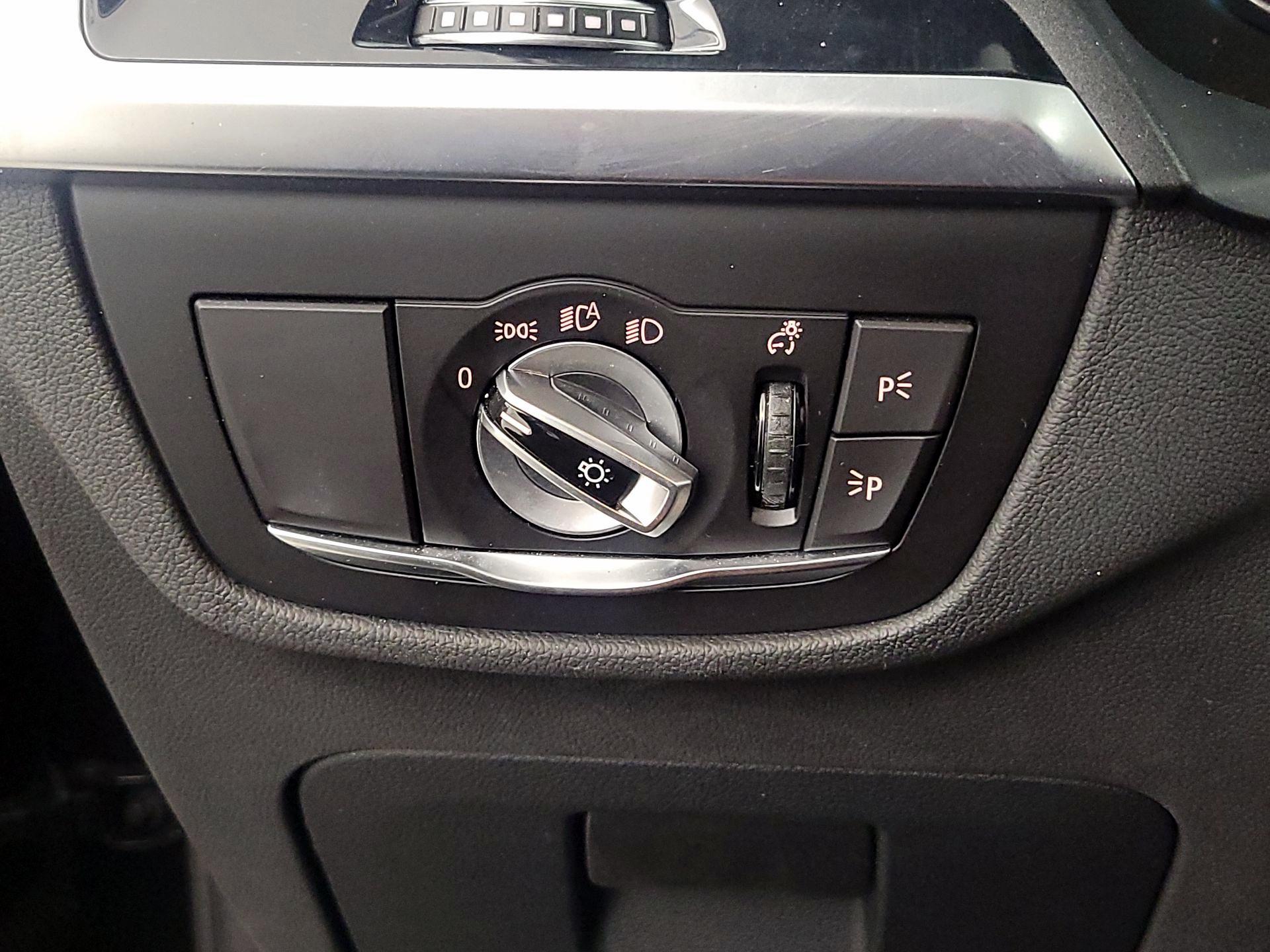 Thumbnail: 2020 BMW X3 - 13