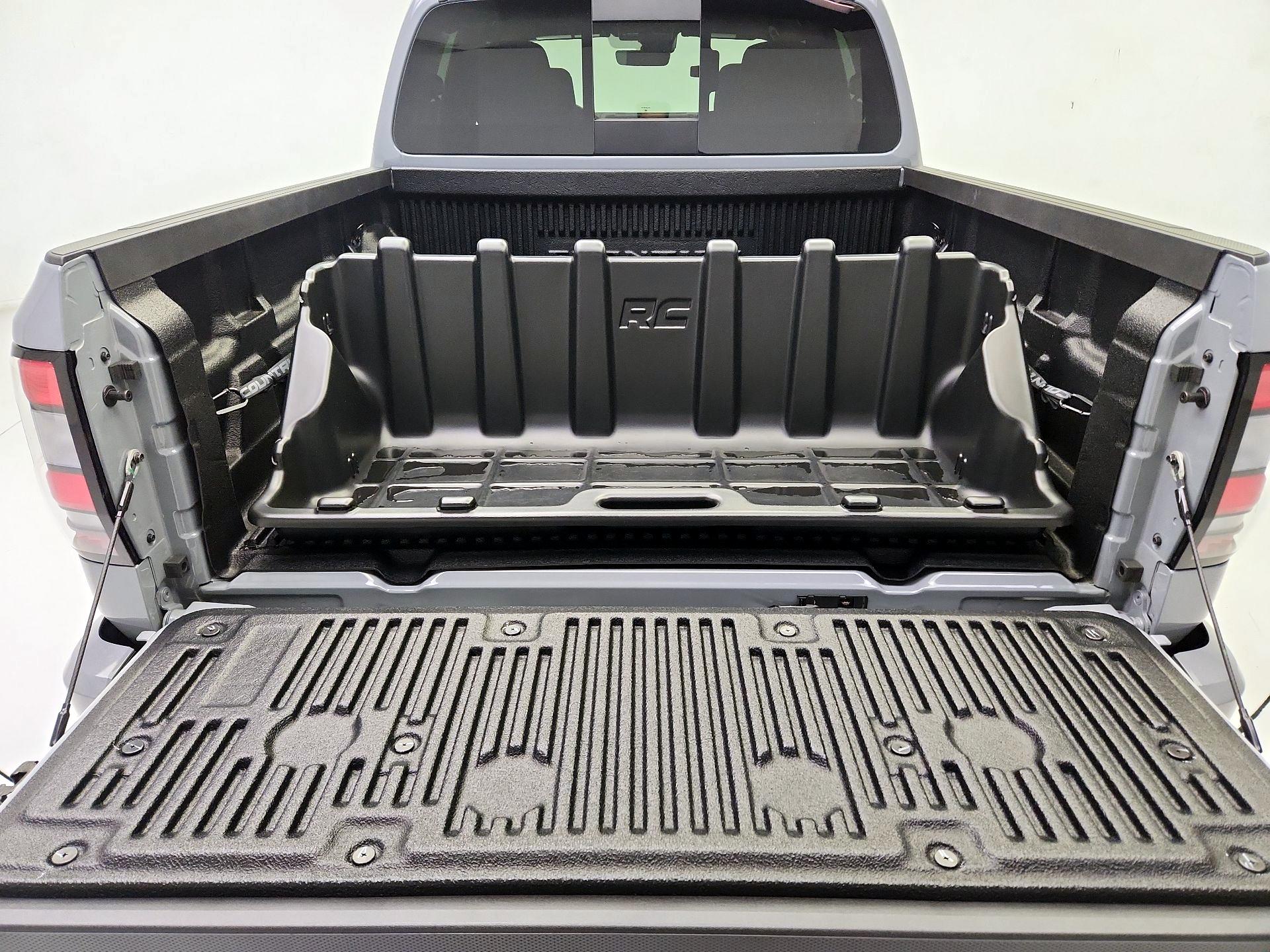 Thumbnail: 2025 Nissan Frontier - 20