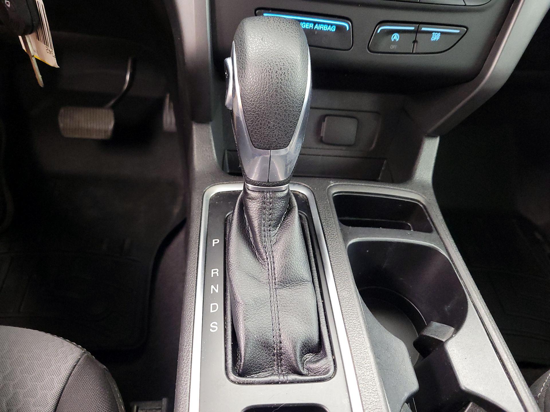 Thumbnail: 2018 Ford Escape - 17