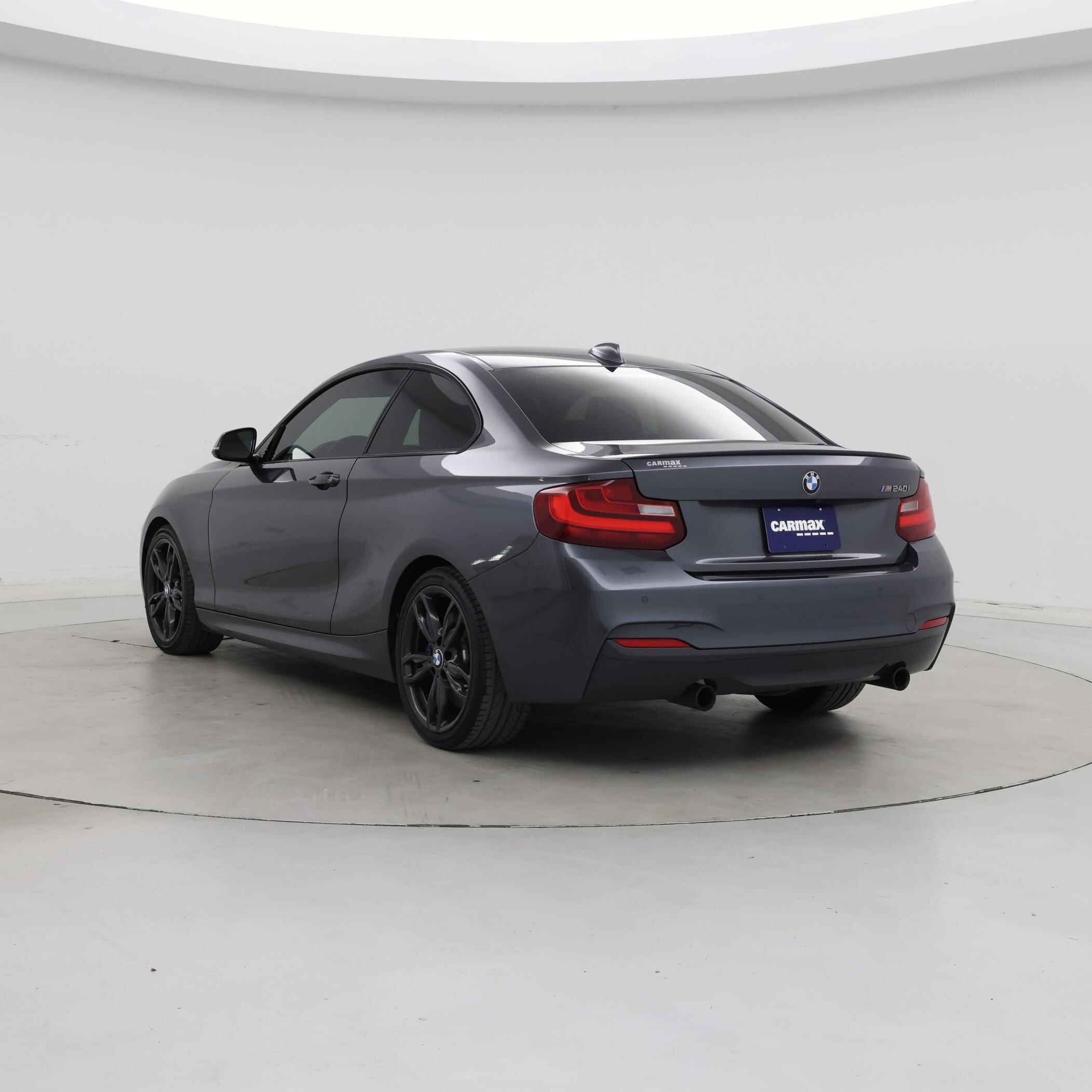 Thumbnail: 2017 BMW 2 Series - 2