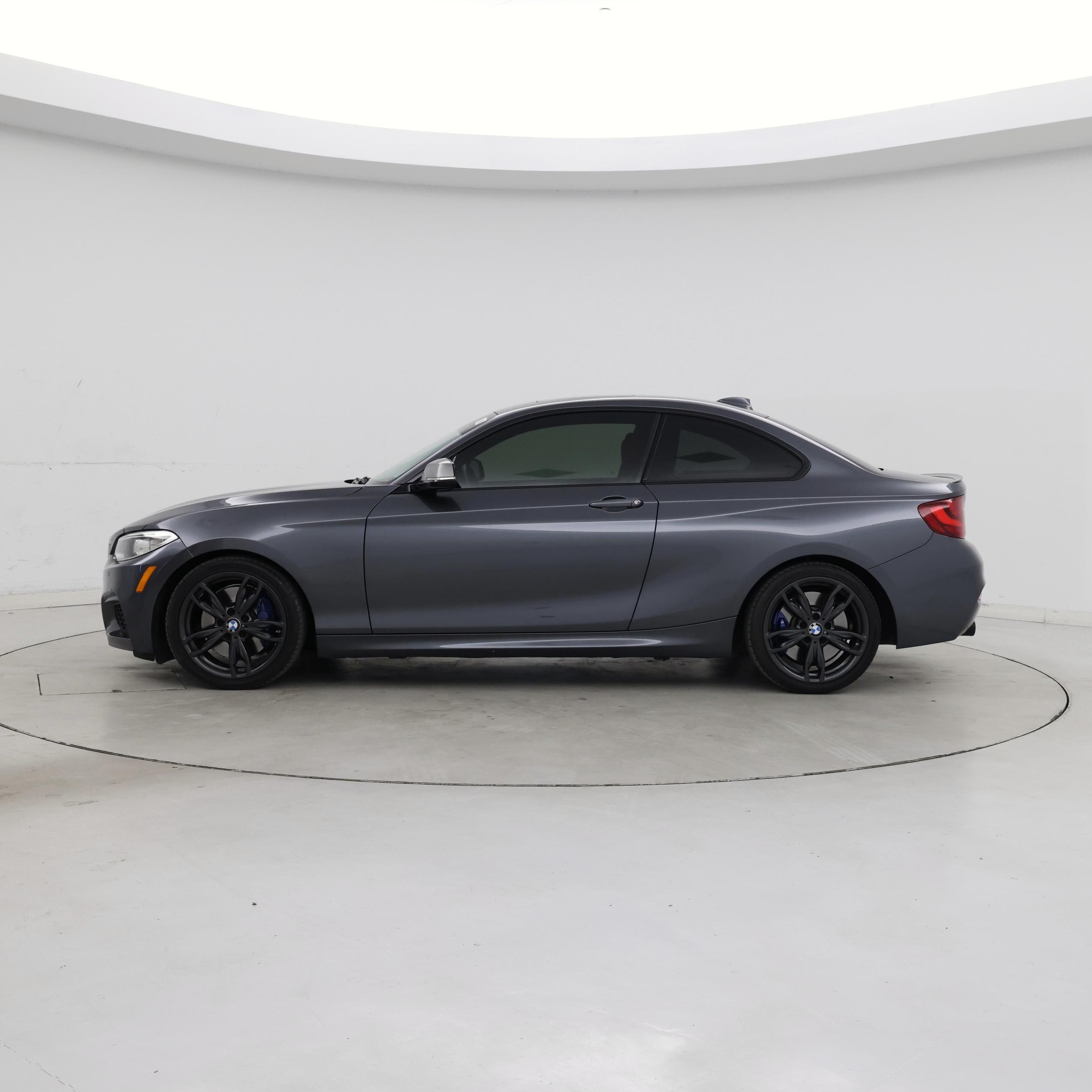 Thumbnail: 2017 BMW 2 Series - 3