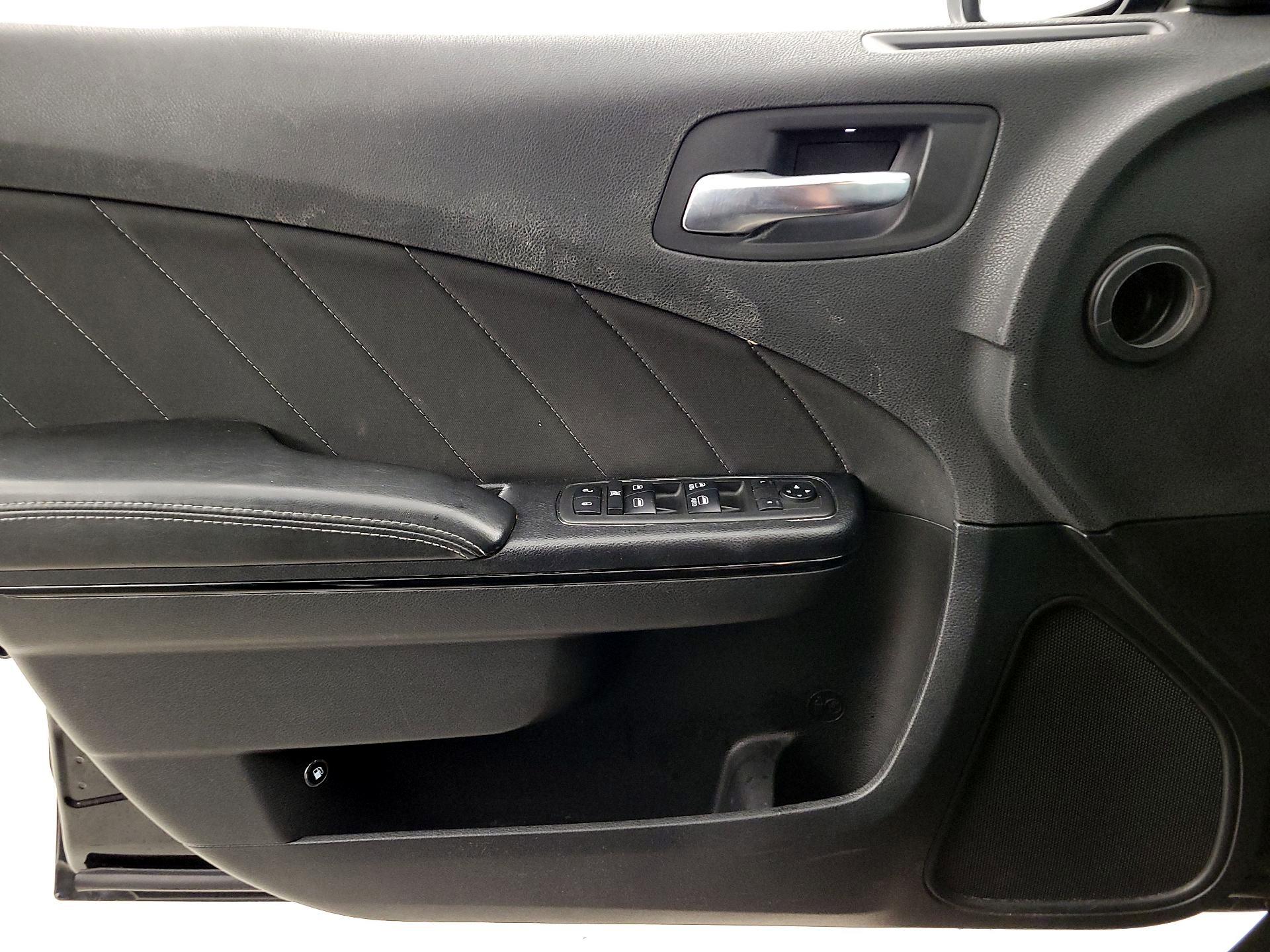 Thumbnail: 2019 Dodge Charger - 12