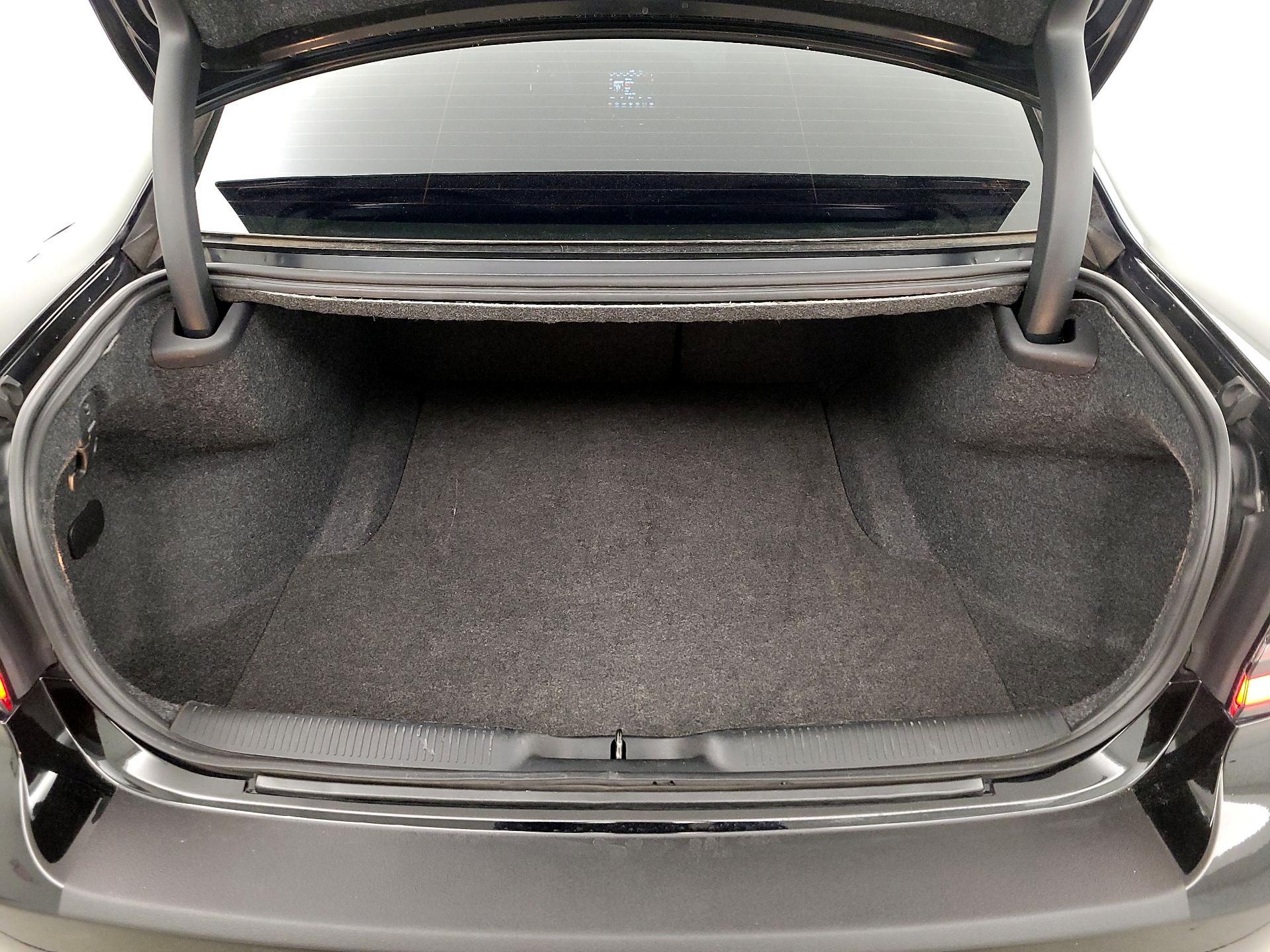 Thumbnail: 2019 Dodge Charger - 20