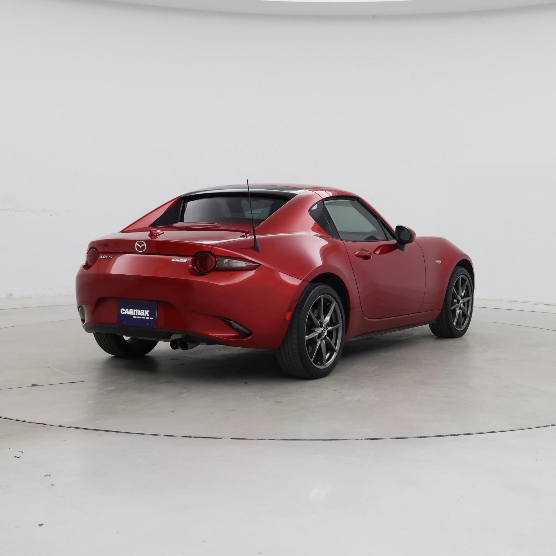 Thumbnail: 2017 Mazda MX-5 Miata - 8