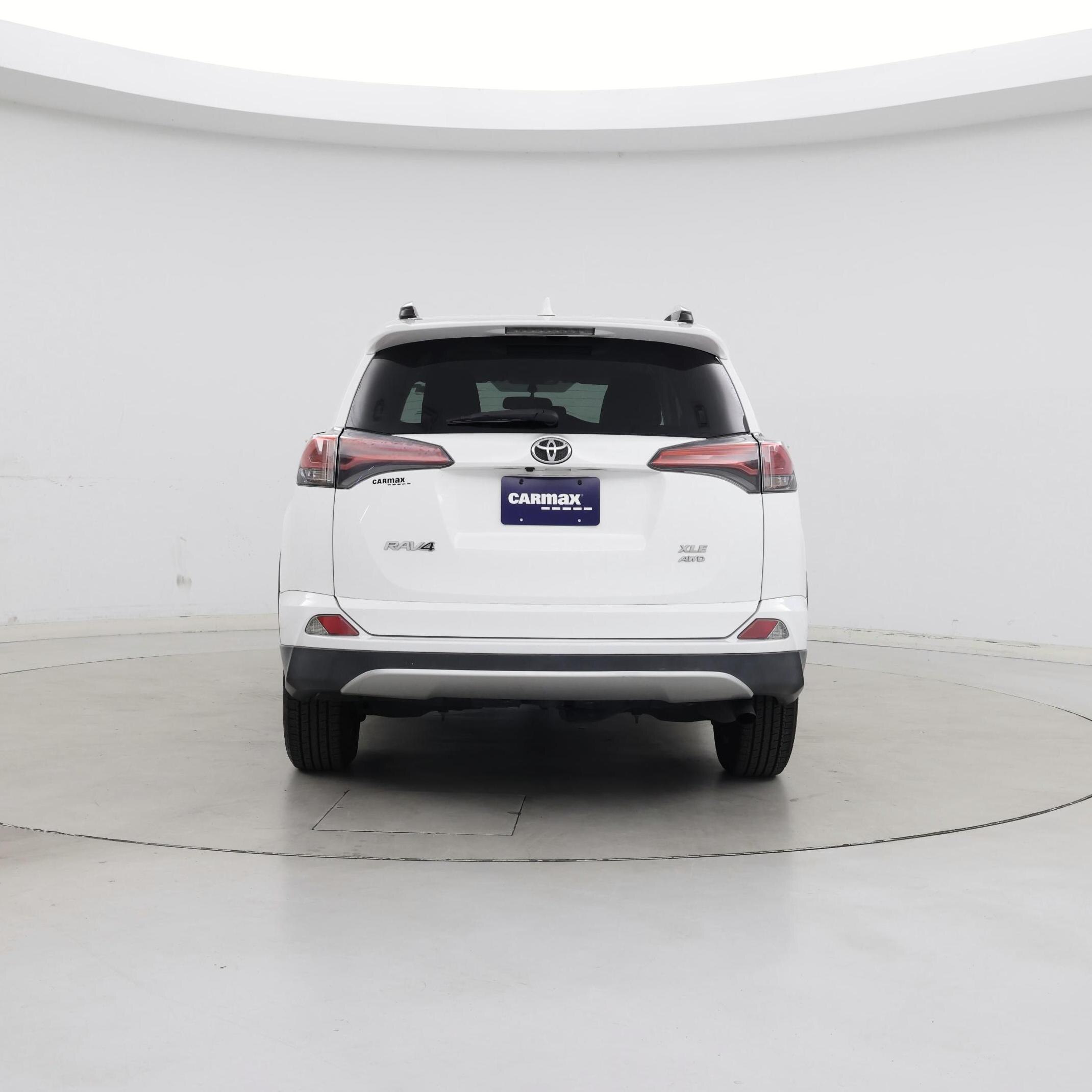 Thumbnail: 2016 Toyota RAV4 - 6